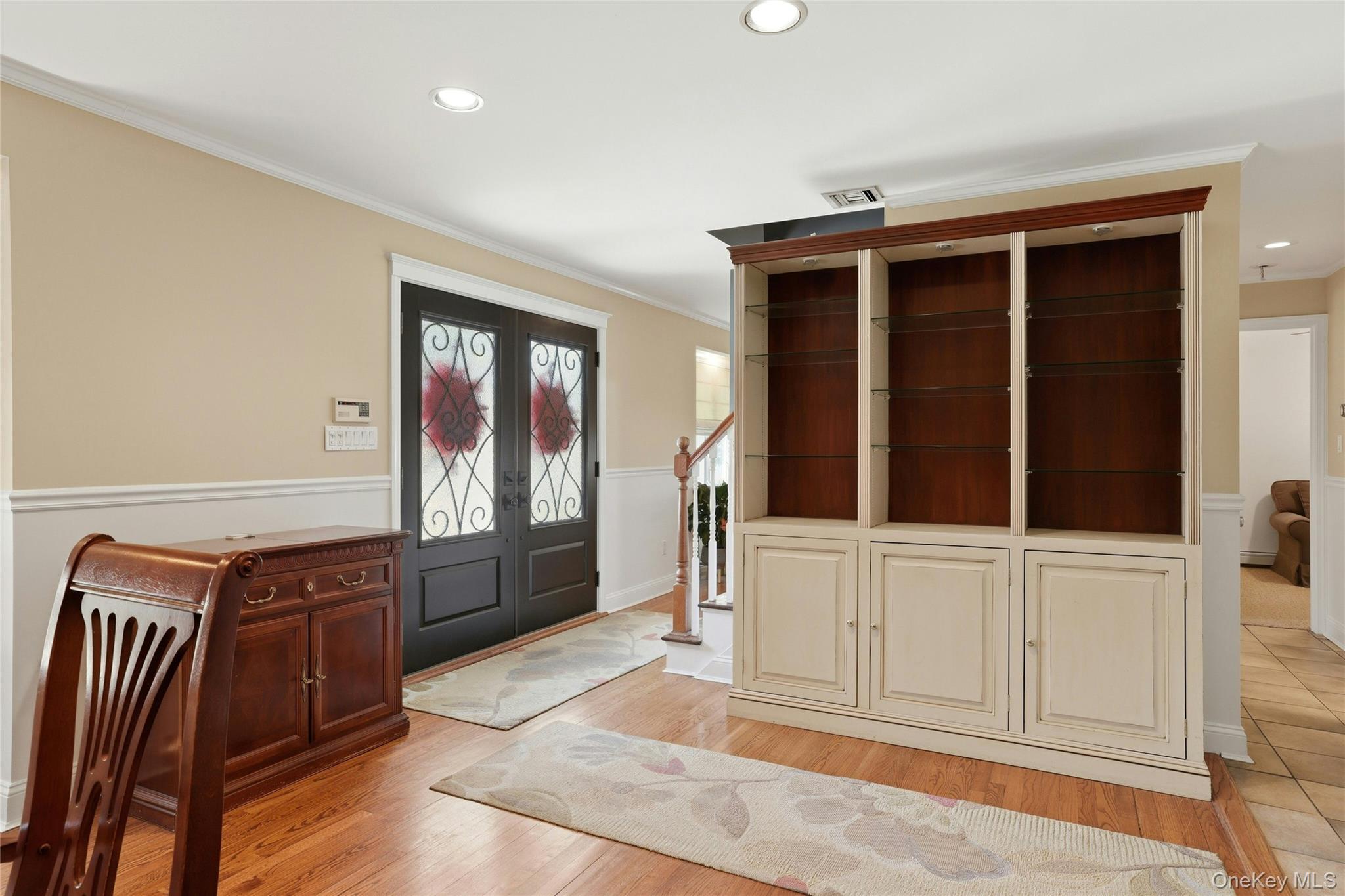 852 Jackson Avenue – For Sale photo 6