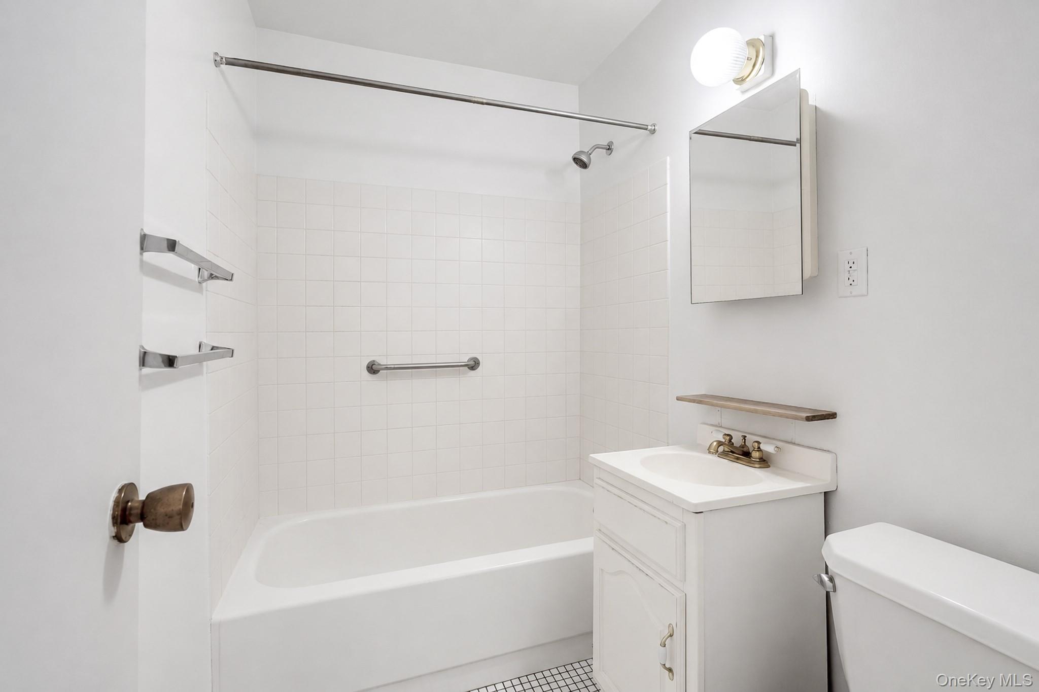 167 Sands Street, Unit 307 photo 5