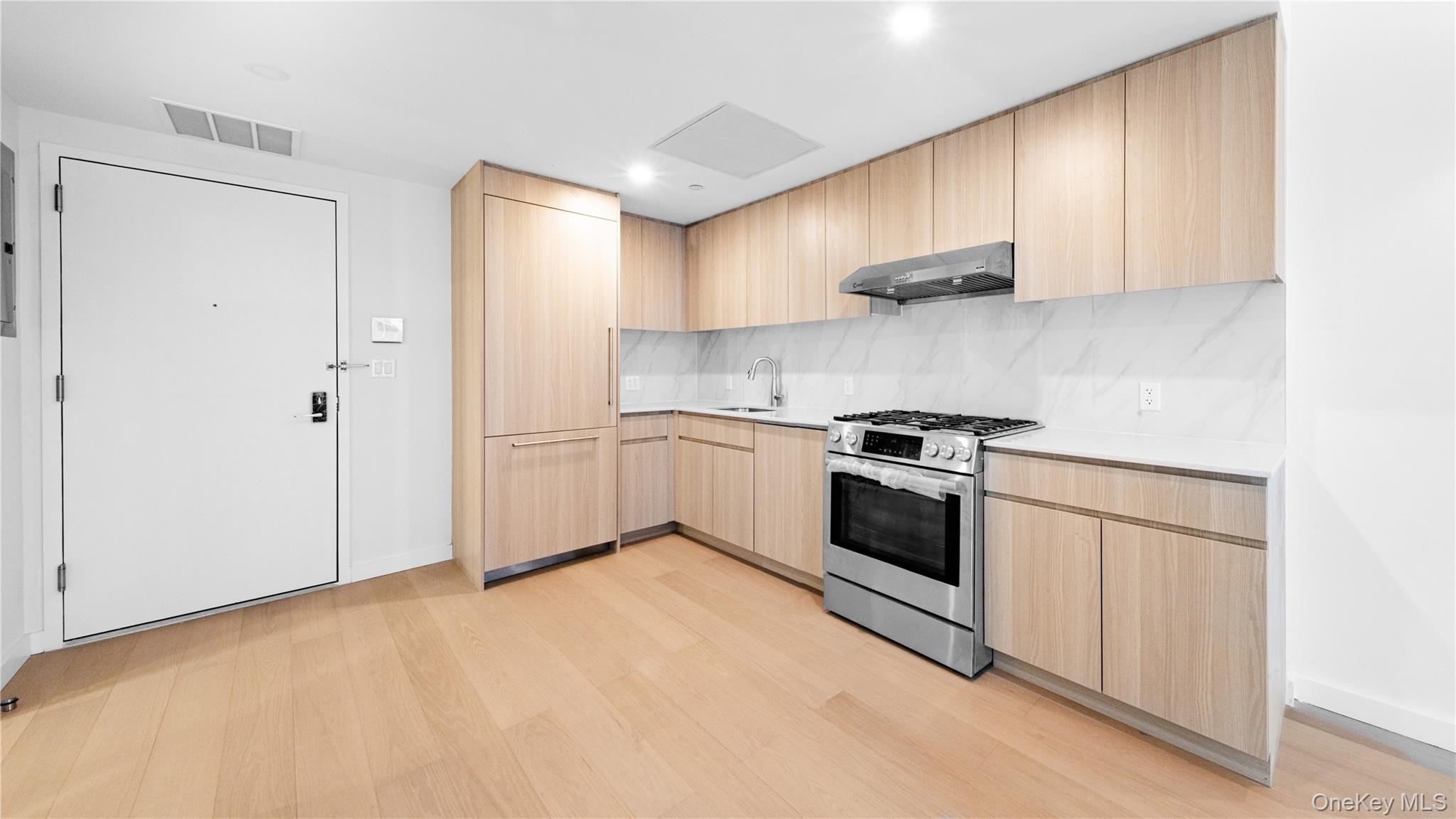 3371 Prince Street, Unit 10A photo 6