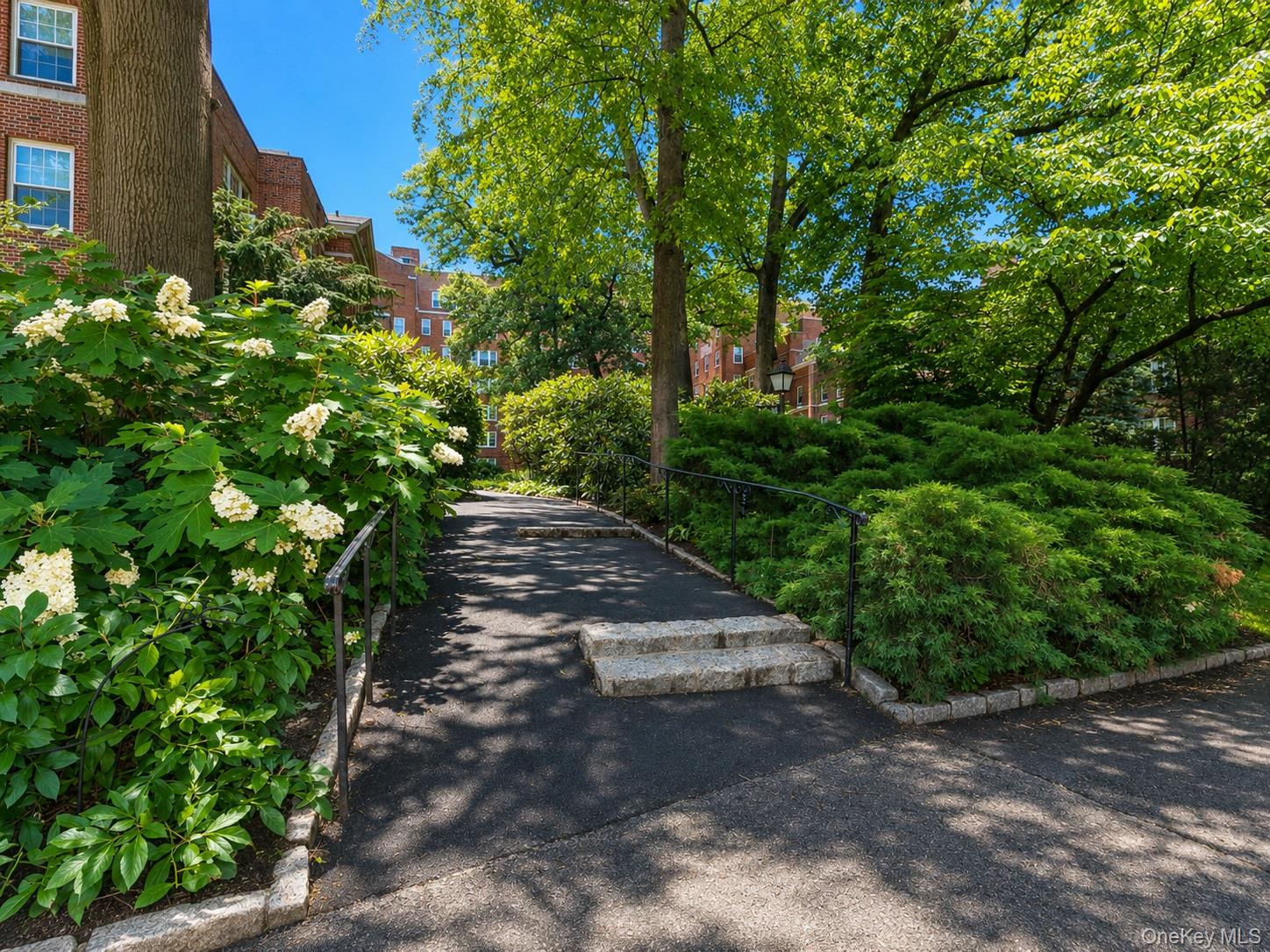 1344 Midland Avenue, Unit 3E photo 26