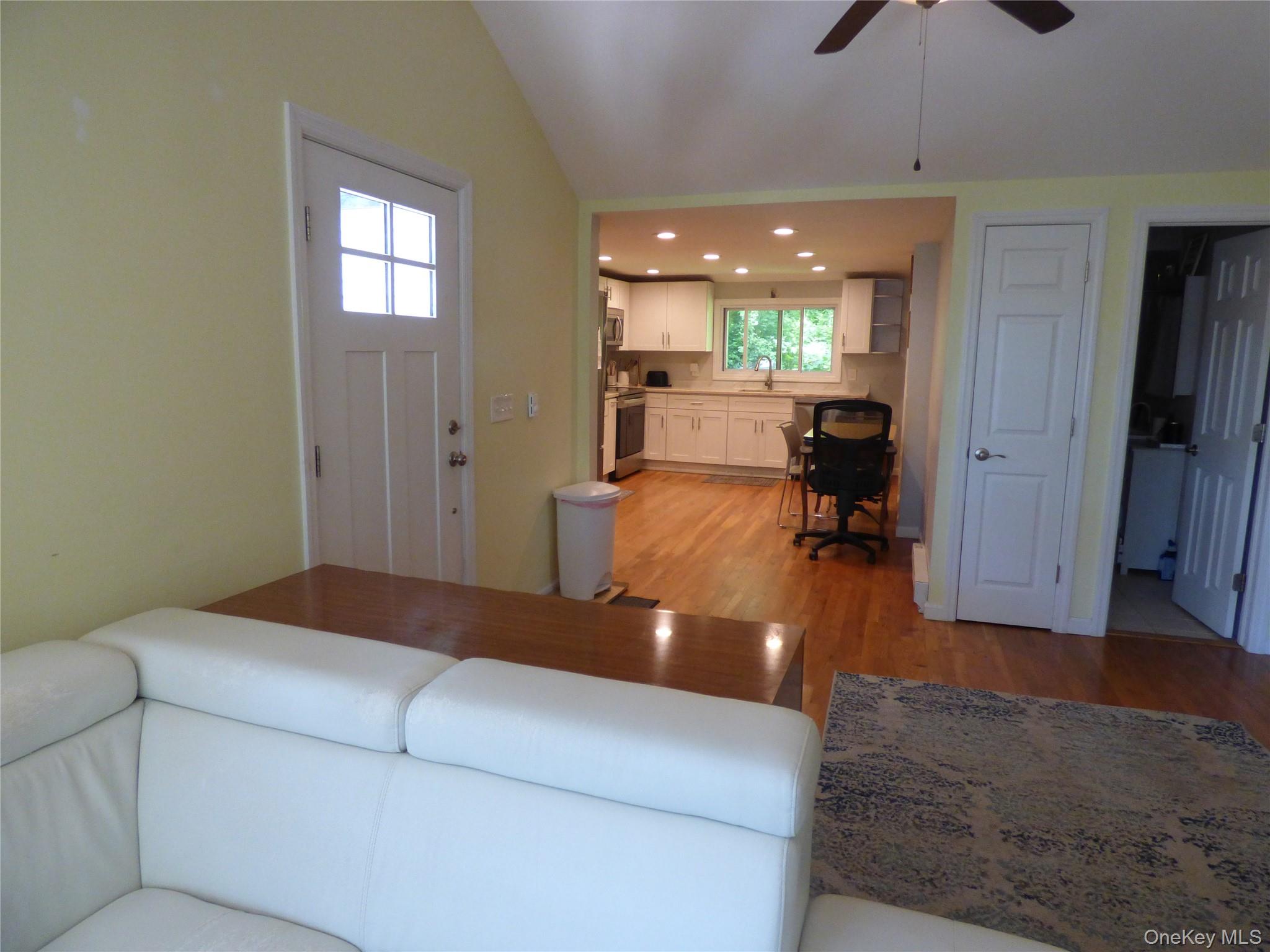 156 Brook Trail – For Rent photo 5