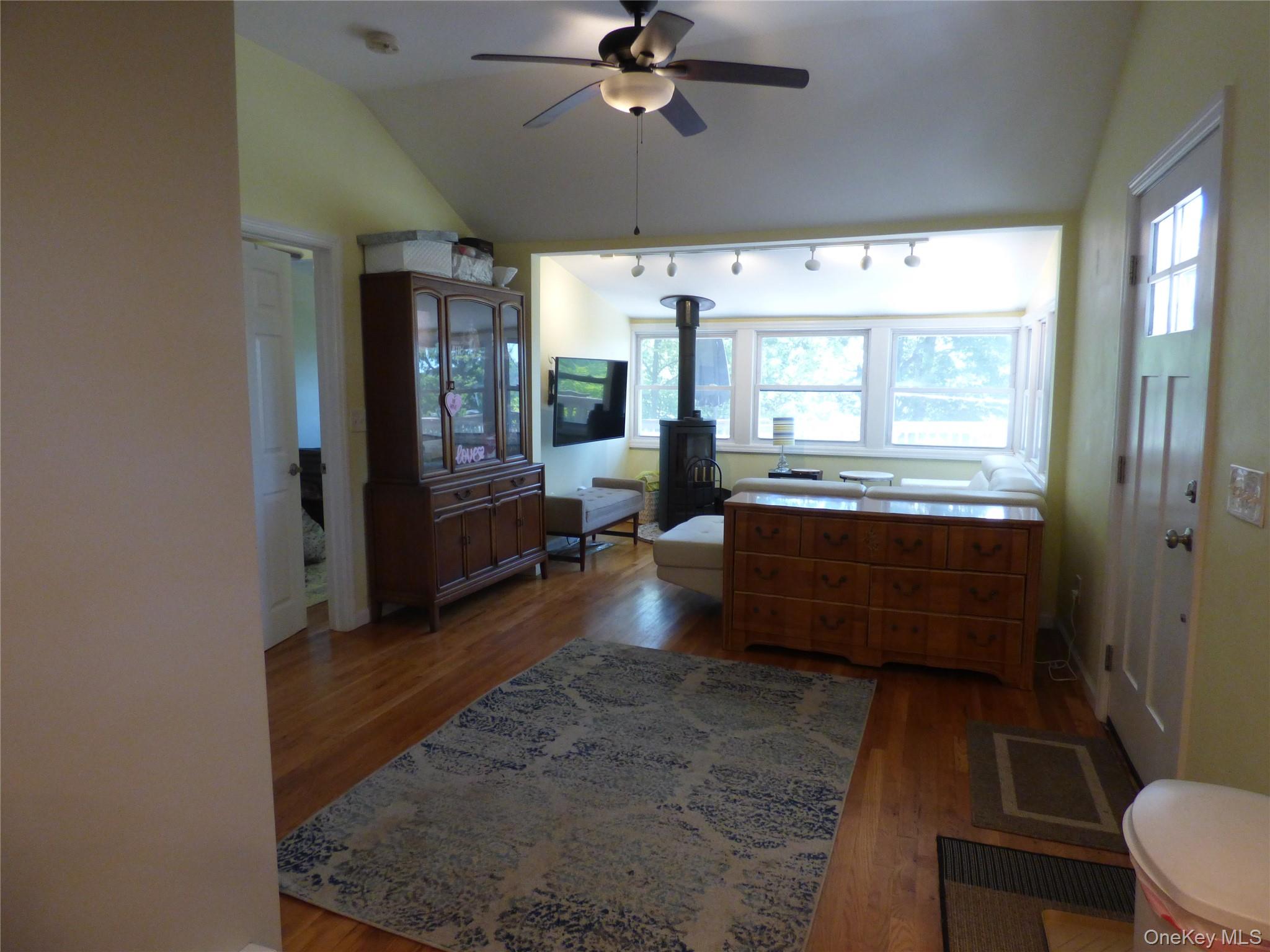 156 Brook Trail – For Rent photo 6