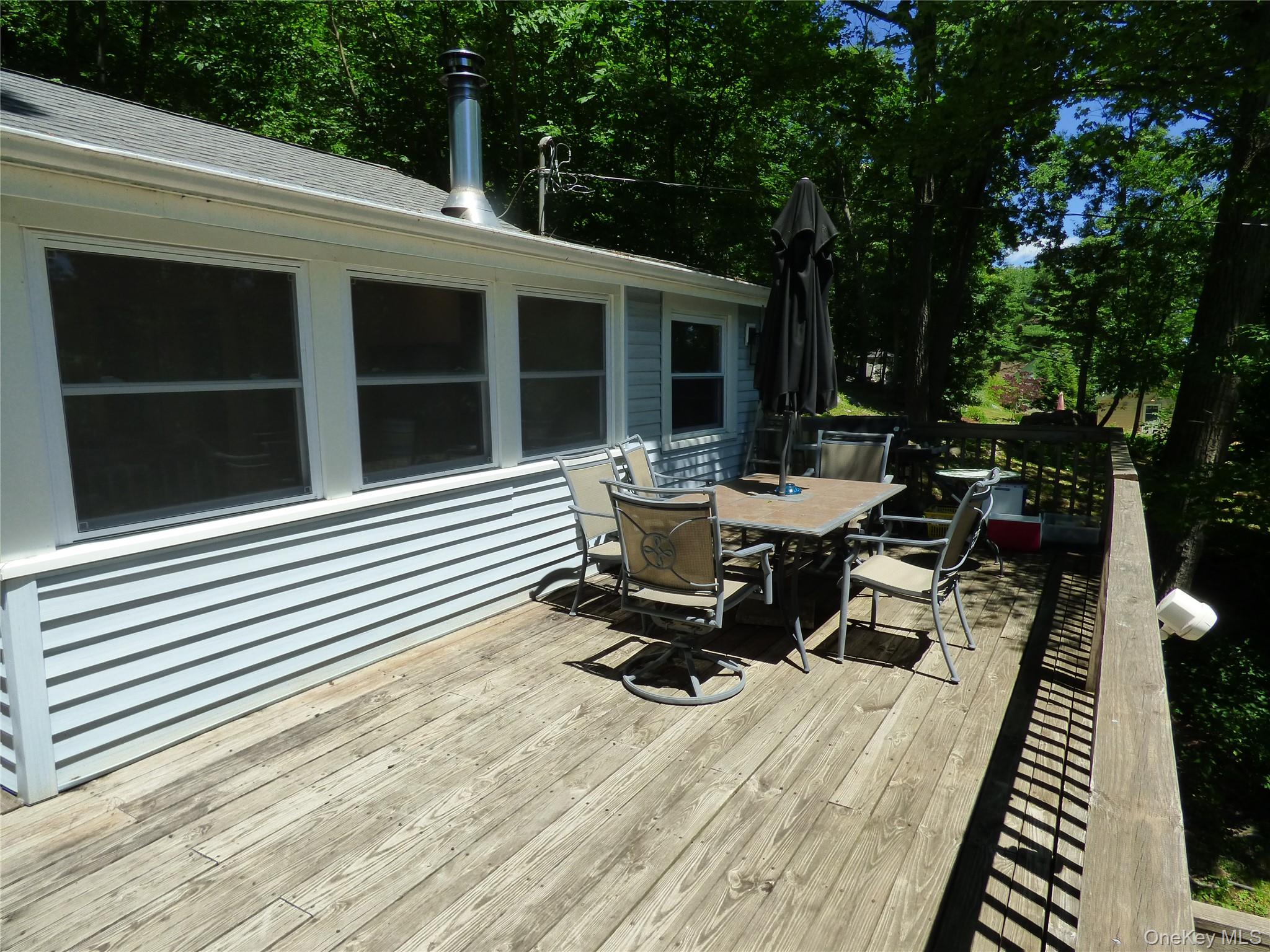 156 Brook Trail – For Rent