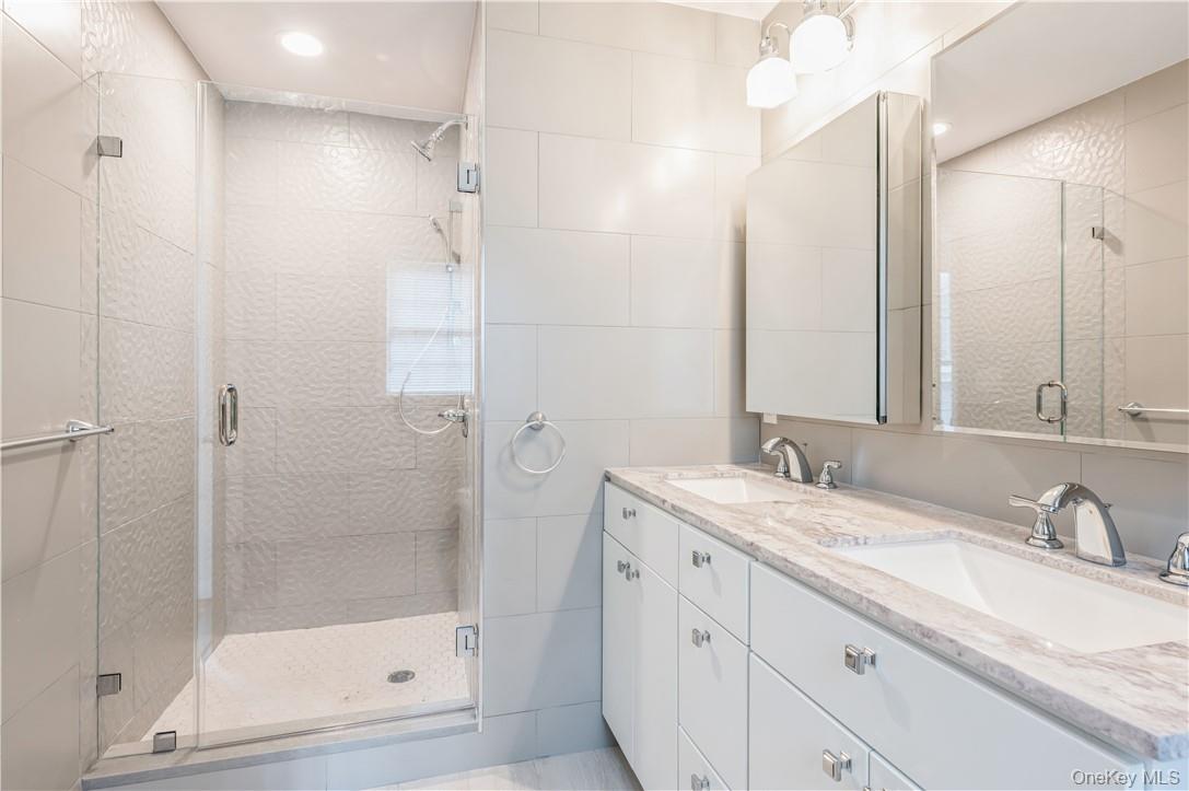 11 Park Avenue – For Rent photo 9