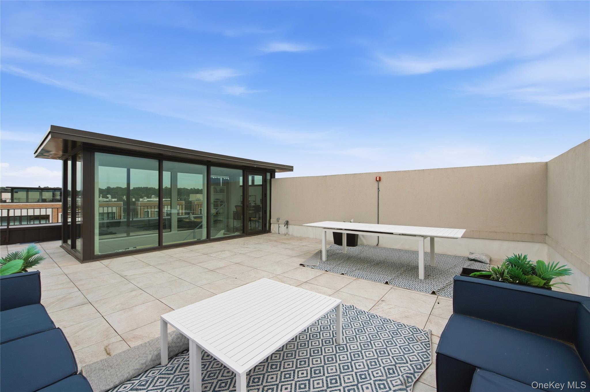 100 Garvies Point Road, Unit 1316 photo 13
