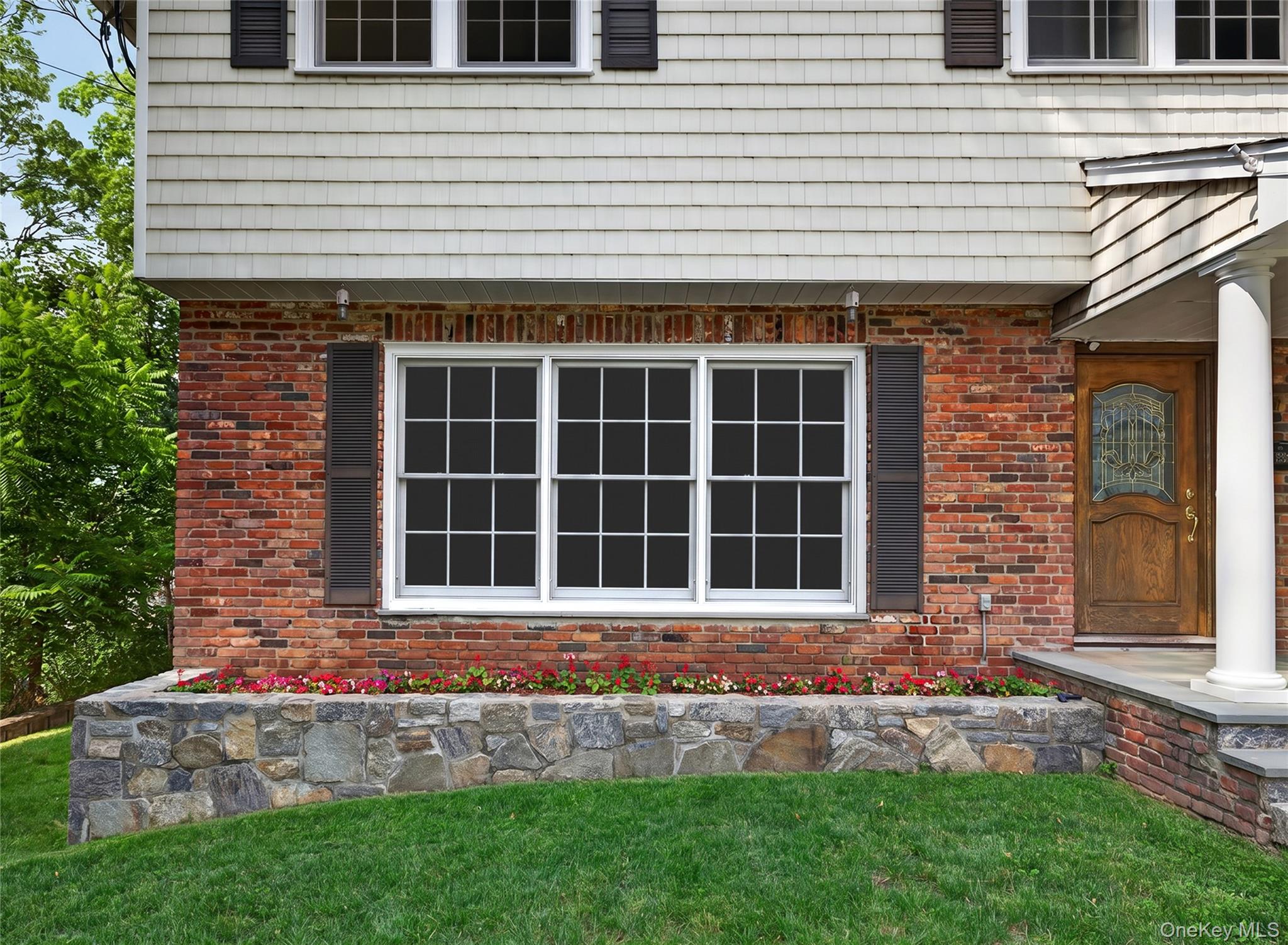 7 Overlook Road – For Sale photo 2