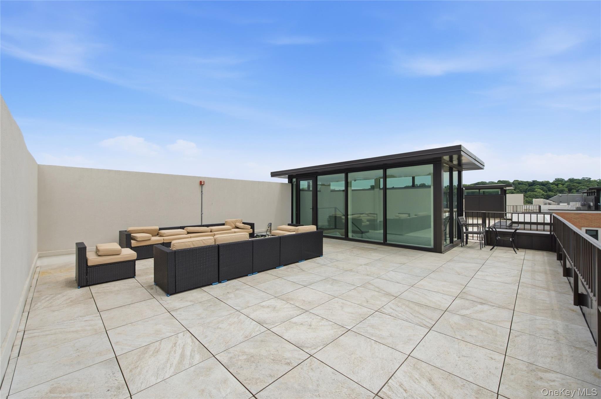 100 Garvies Point Road, Unit 1311 photo 27
