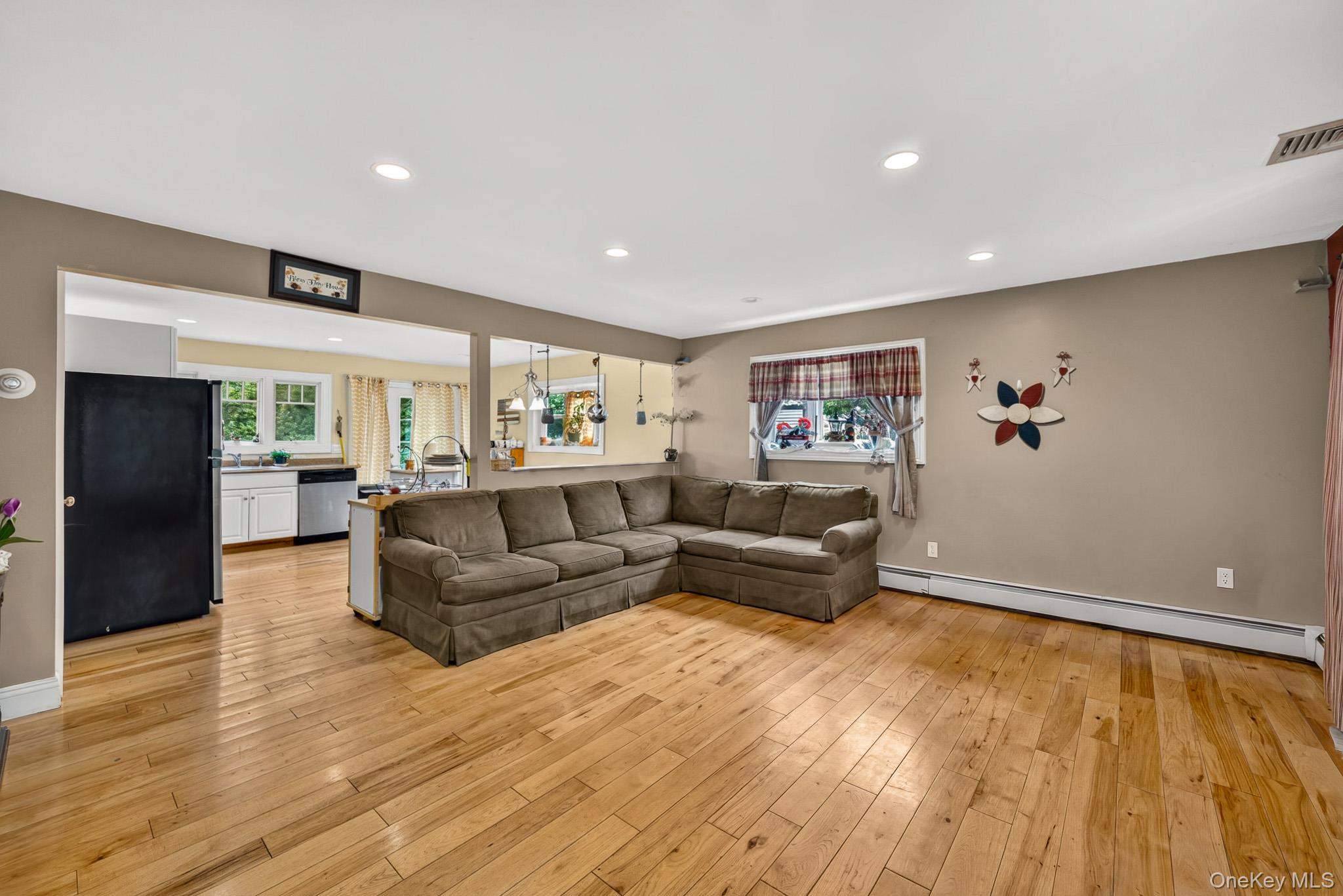125 Keller Drive – For Sale photo 9