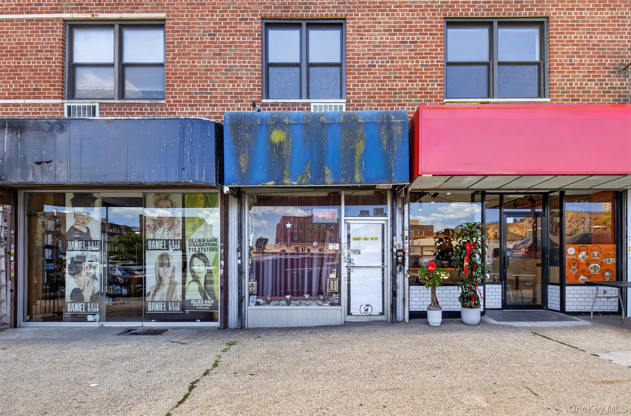 10230 Queens Boulevard, Unit 1002