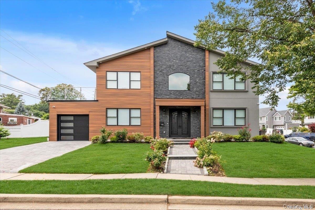 102 Kate Drive – For Sale