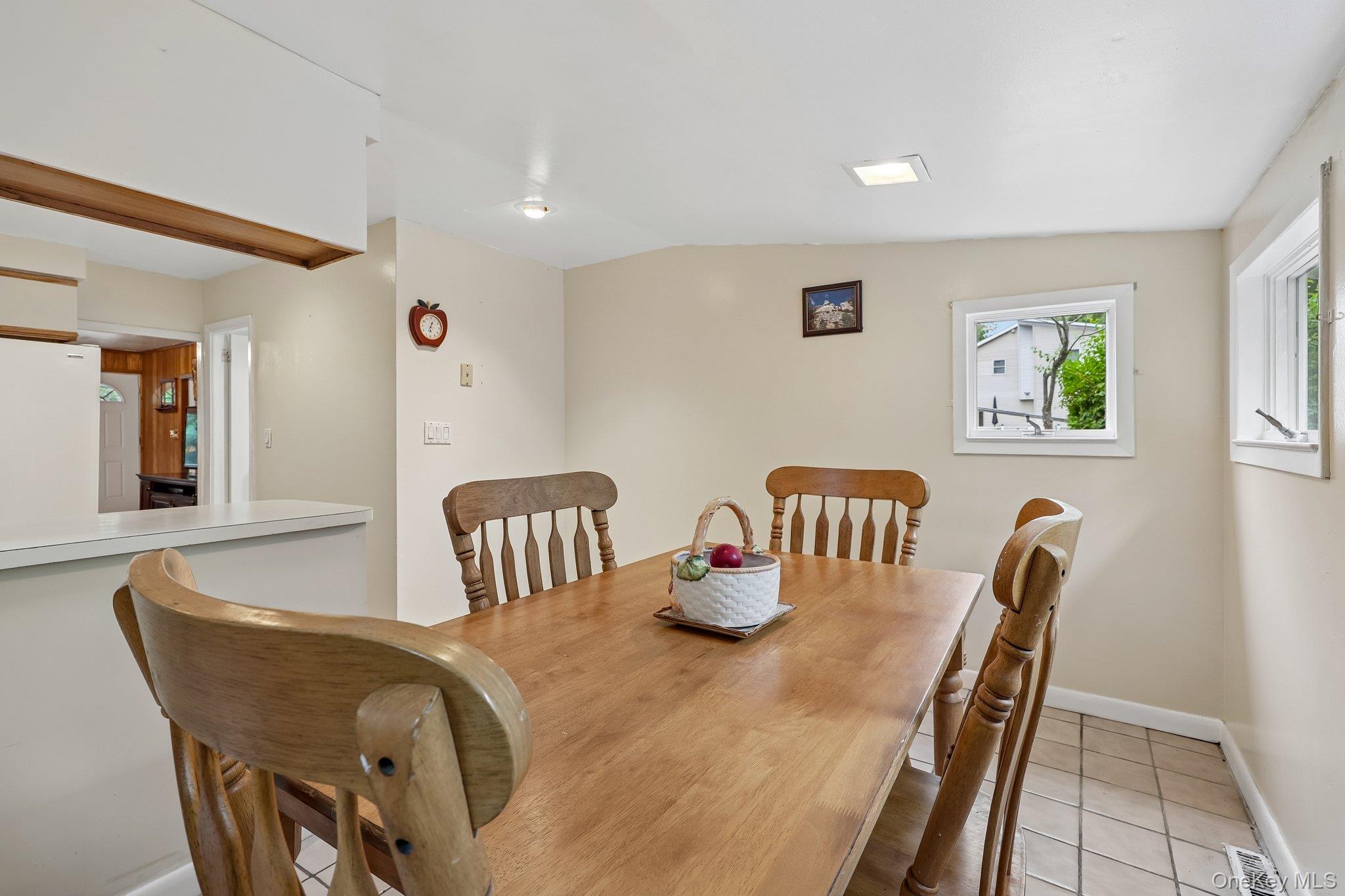 25 Sylvan Trail – For Sale photo 13