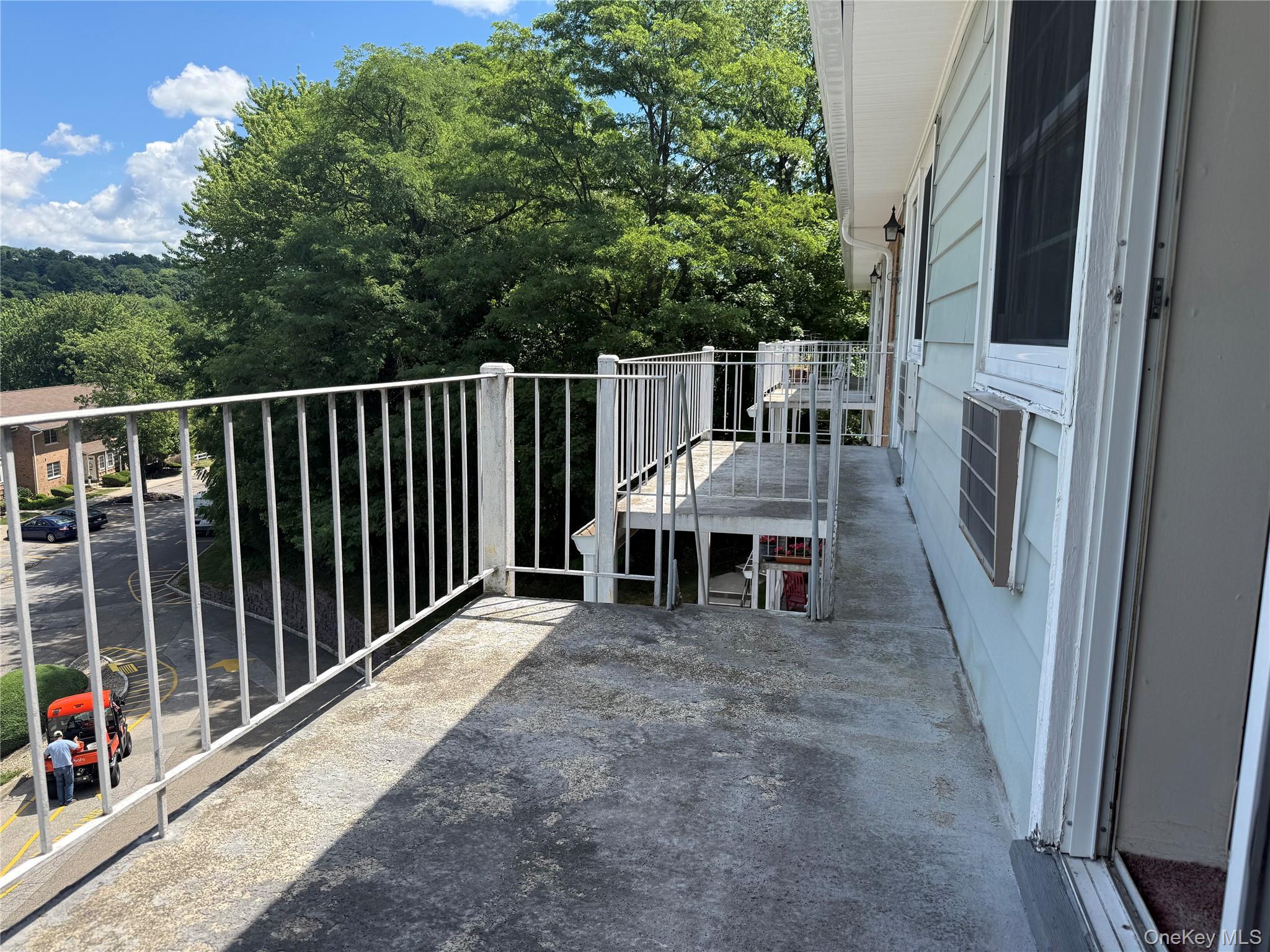1840 Crompond Road, Unit 7D4 photo 13