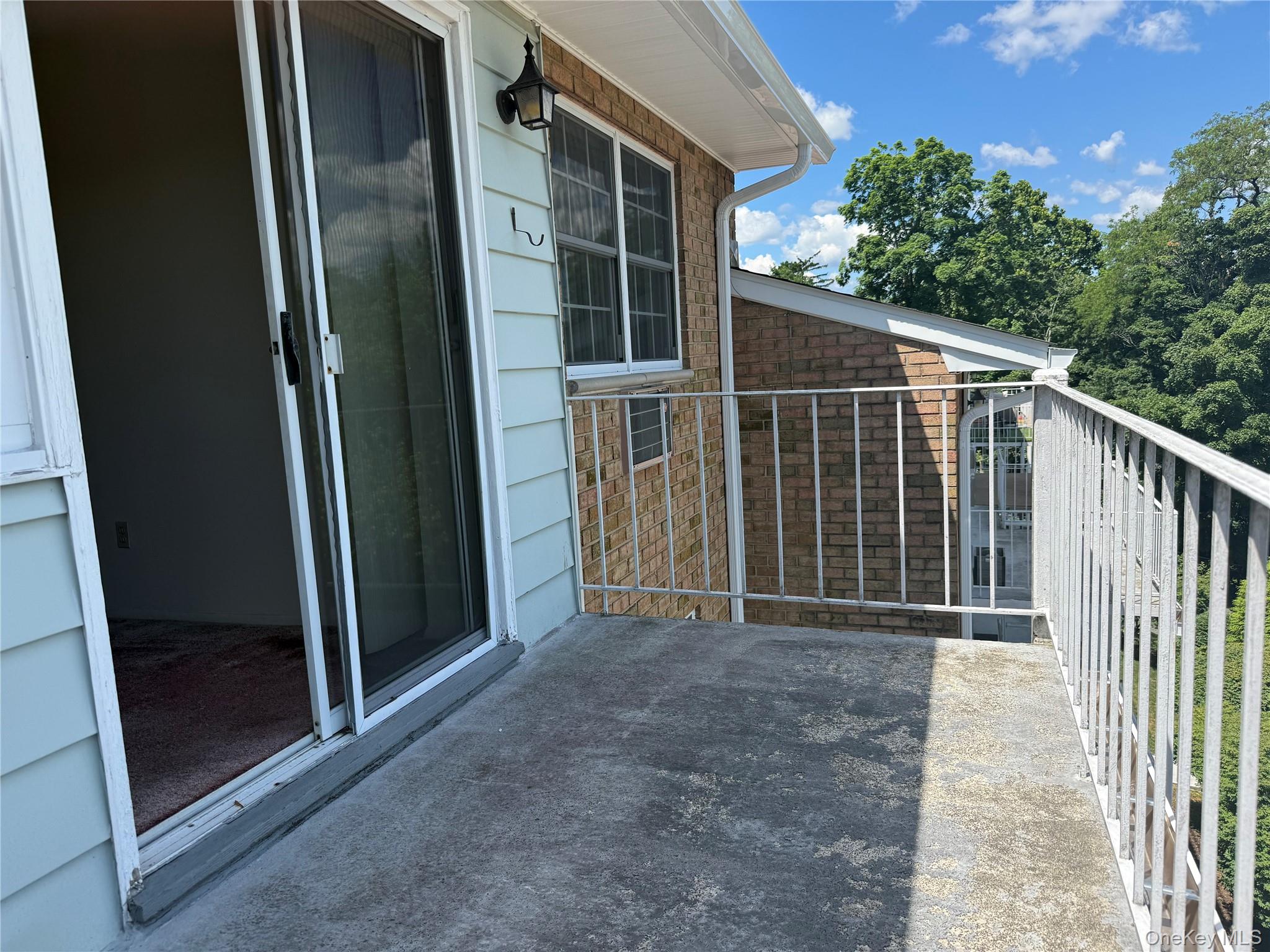 1840 Crompond Road, Unit 7D4 photo 12