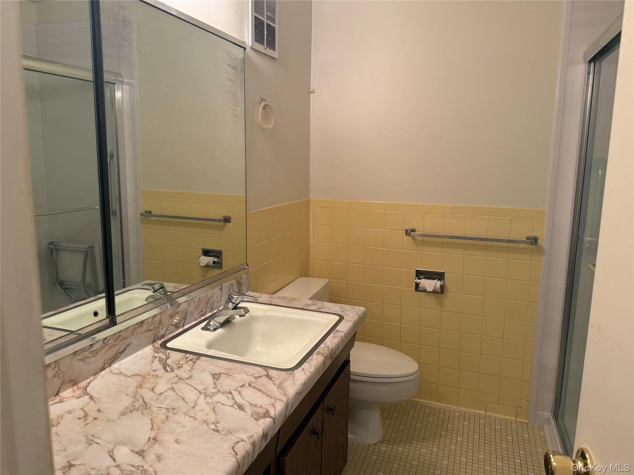 1840 Crompond Road, Unit 7D4 photo 18