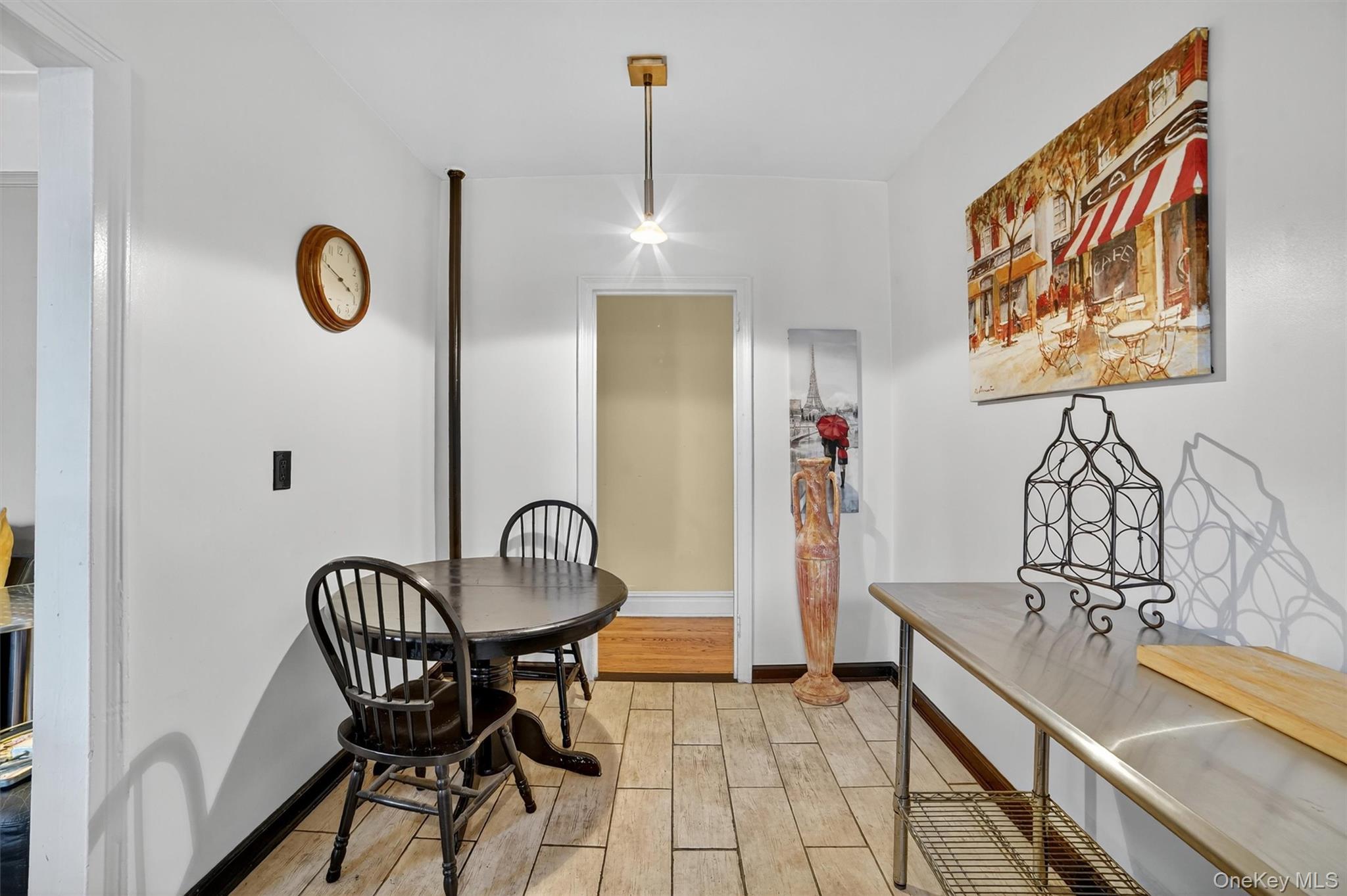 219 Bronx River Road, Unit 2L photo 18