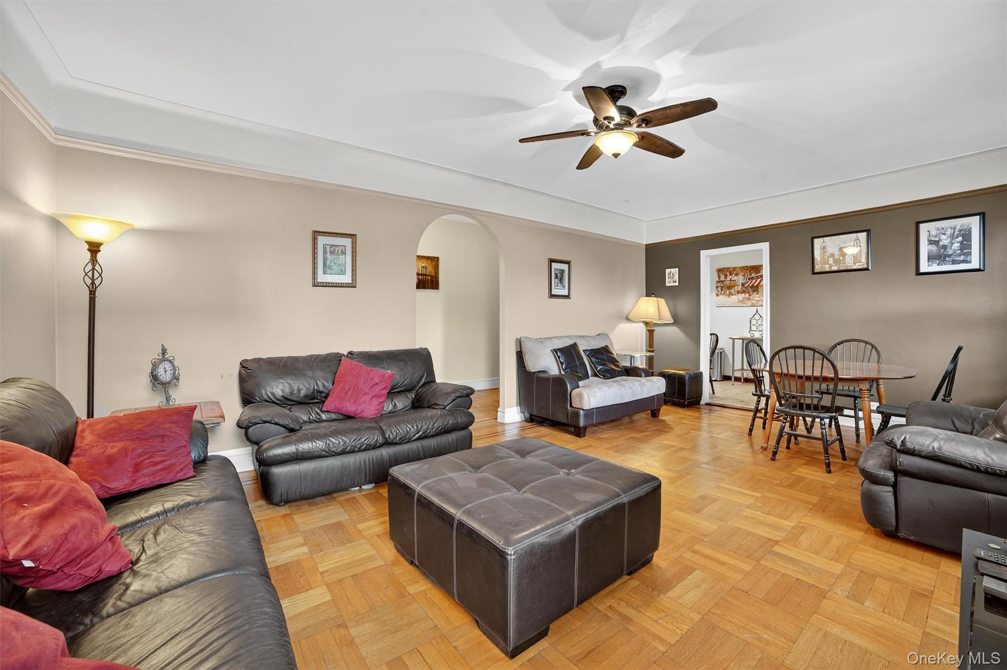 219 Bronx River Road, Unit 2L photo 10