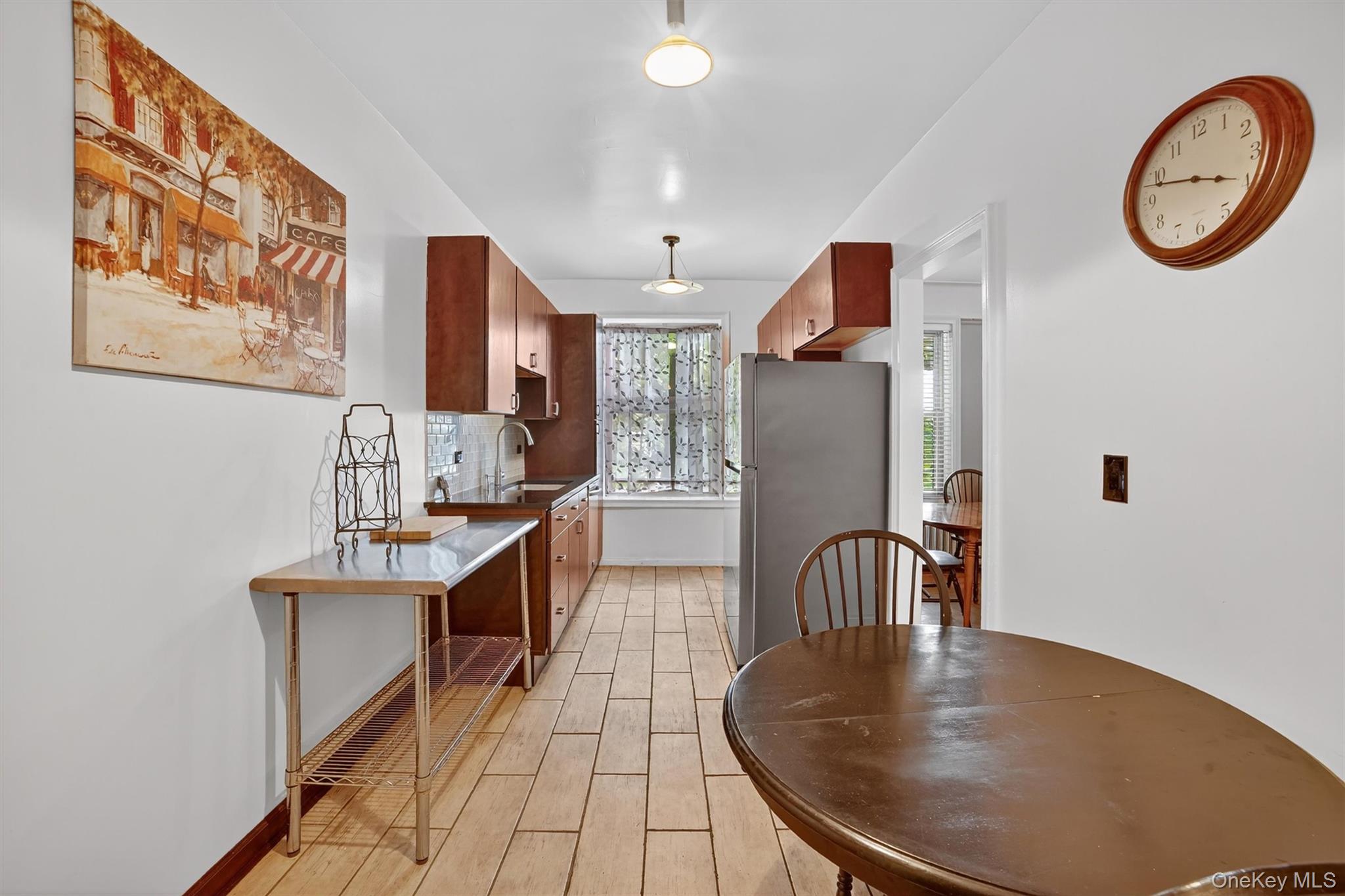 219 Bronx River Road, Unit 2L photo 13