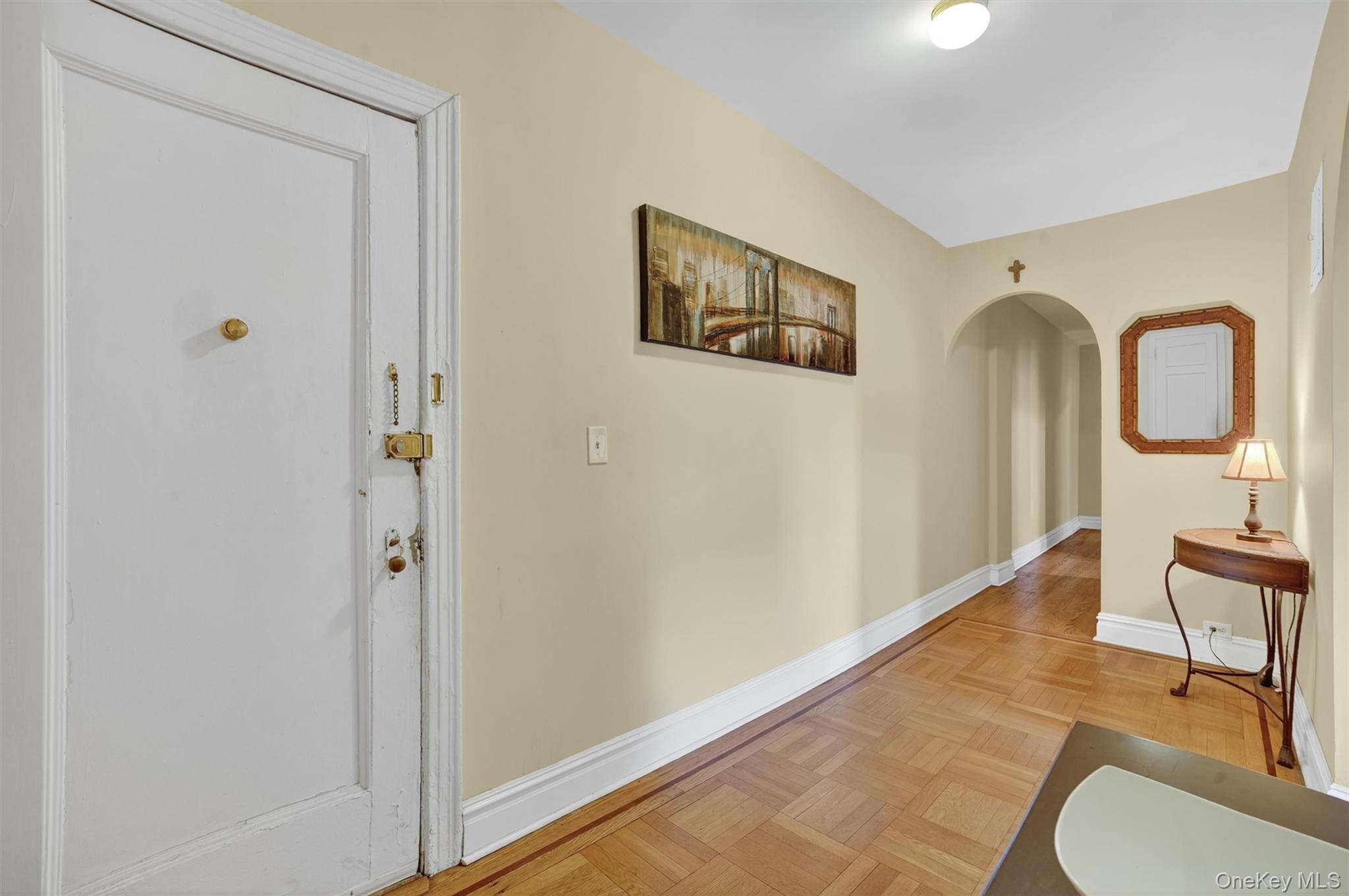 219 Bronx River Road, Unit 2L photo 3