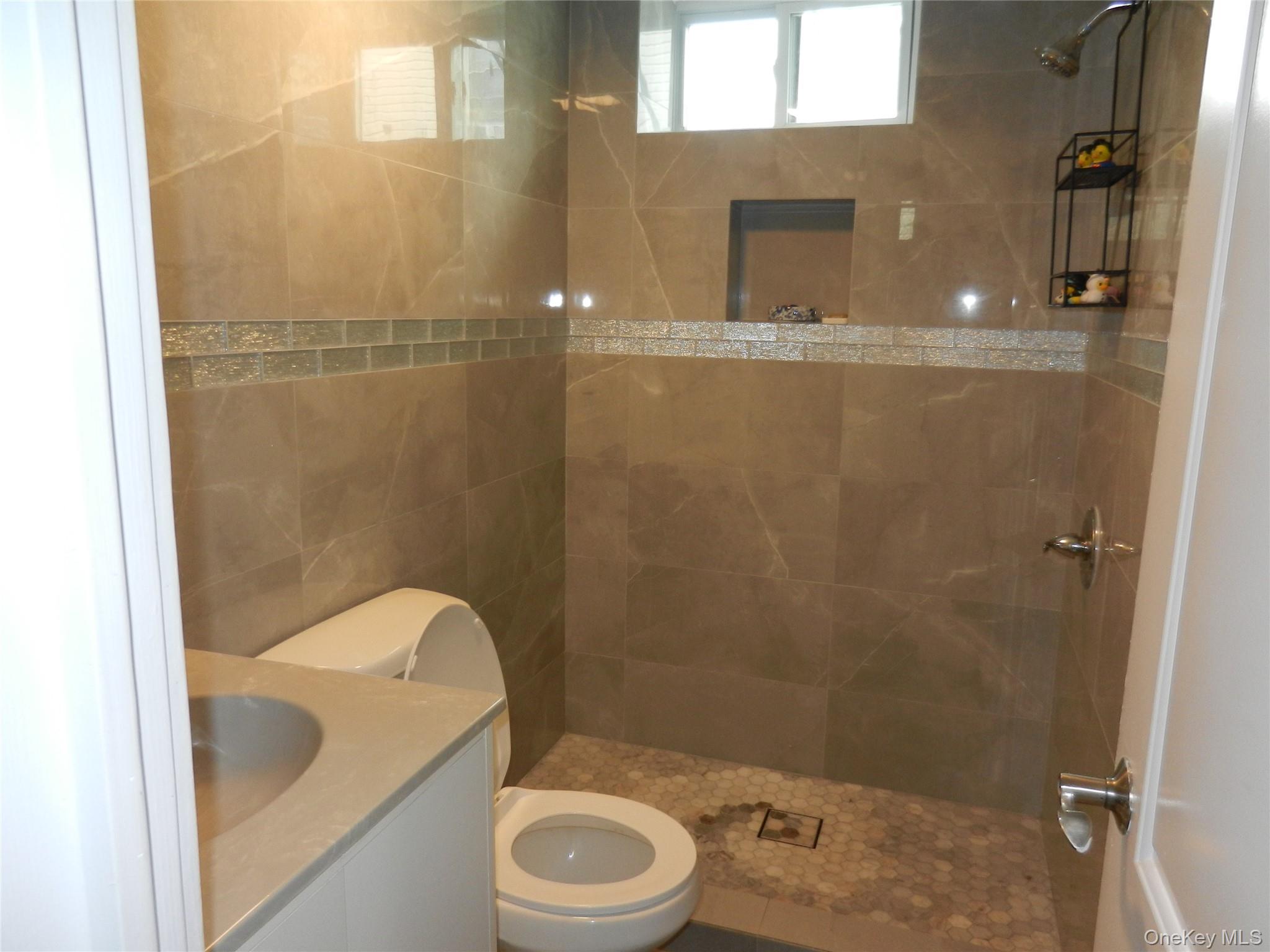 64 Avondale Street – For Sale photo 16