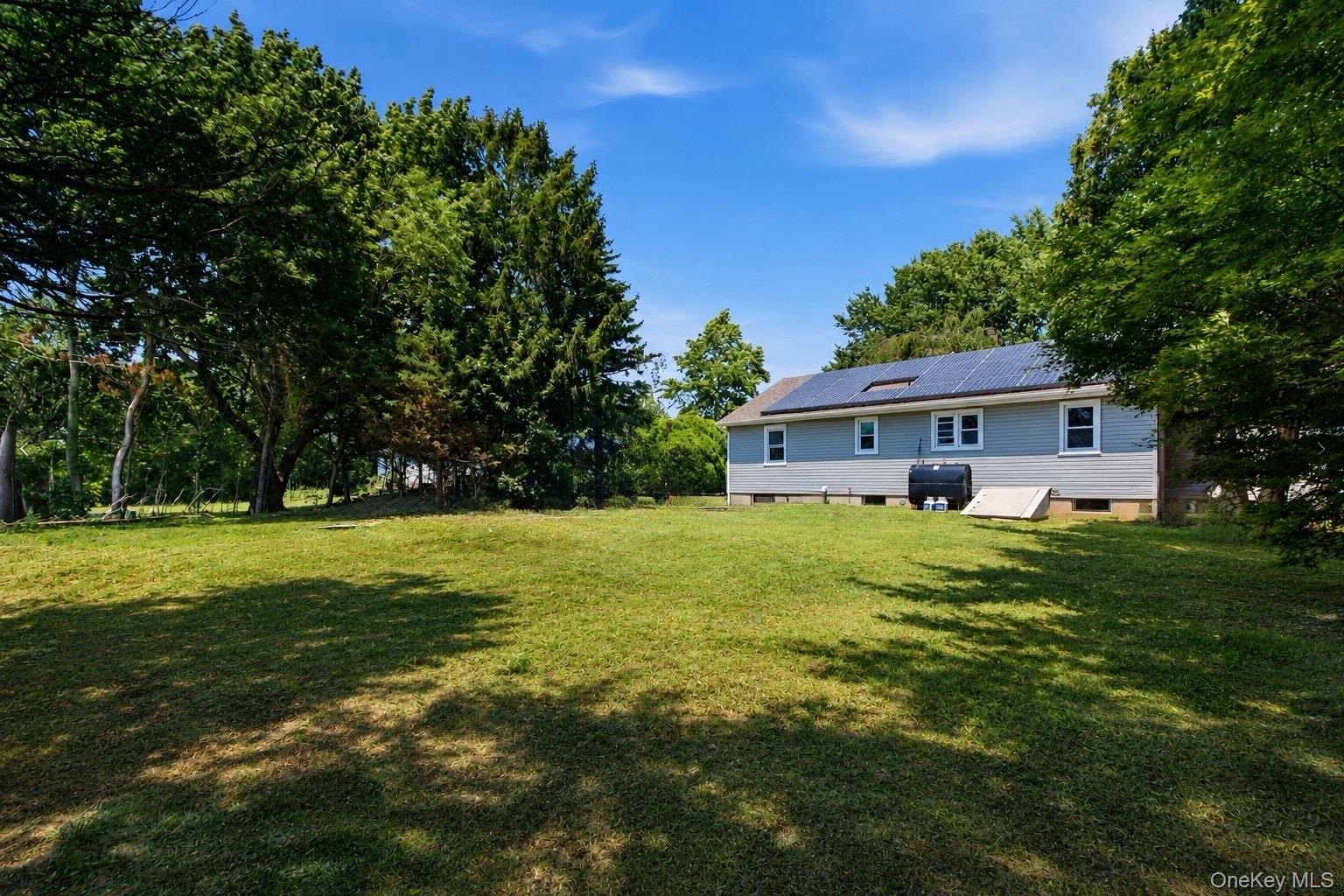 725 Peconic Lane – For Sale photo 2