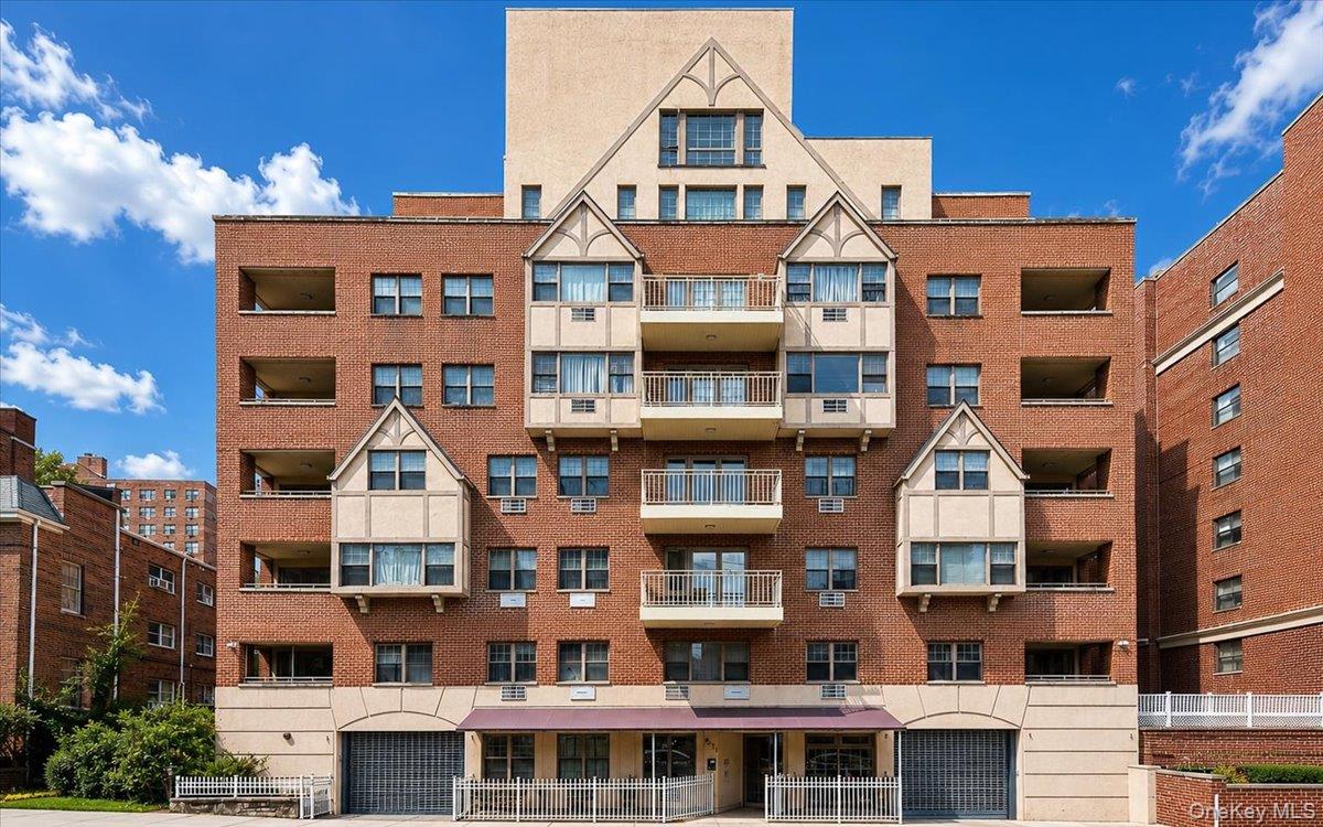83-75 117th Street, Unit 4D