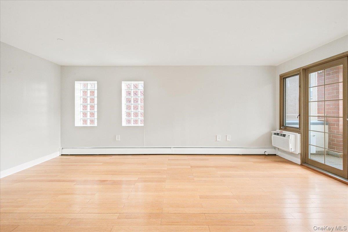 83-75 117th Street, Unit 4D photo 13