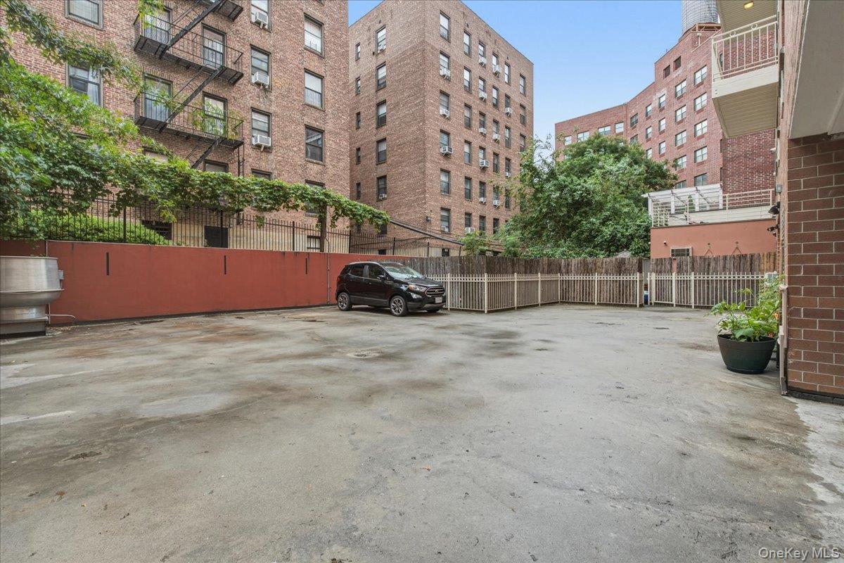 83-75 117th Street, Unit 4D photo 26