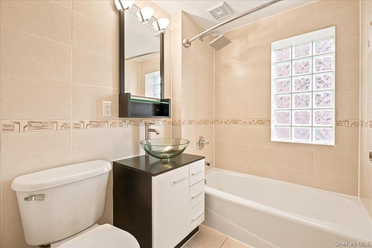 83-75 117th Street, Unit 4D photo 23