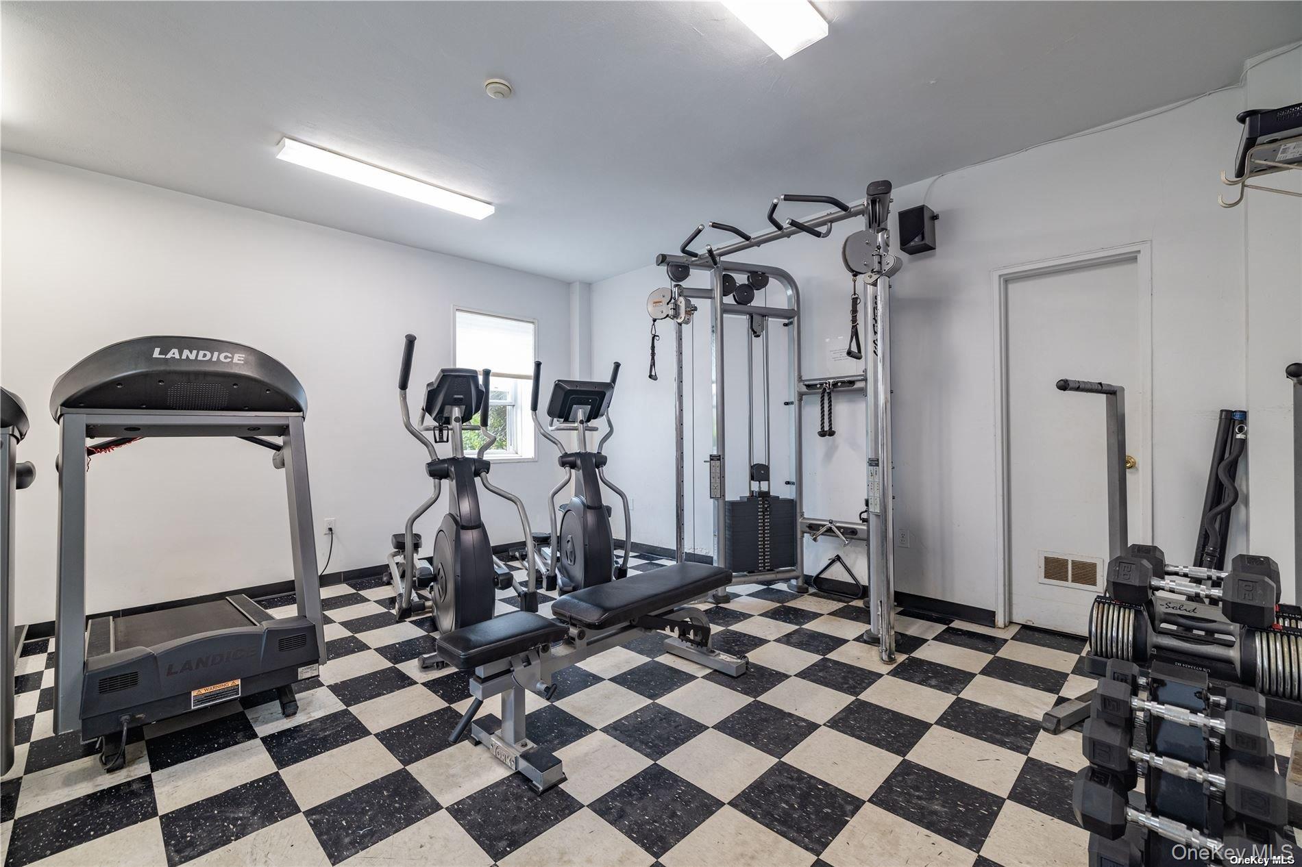 370 W Broadway, Unit 5W photo 14