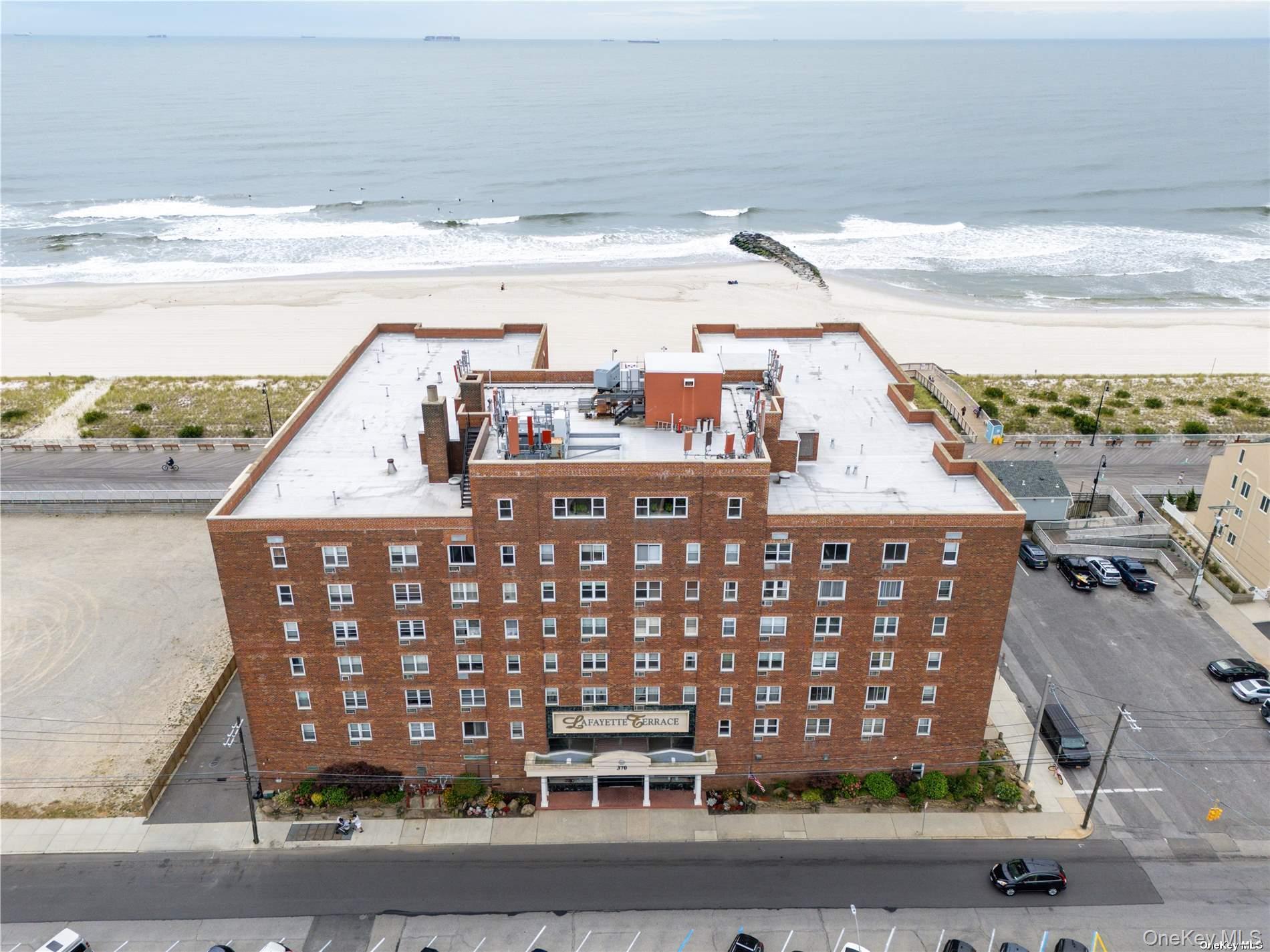 370 W Broadway, Unit 5W photo 2