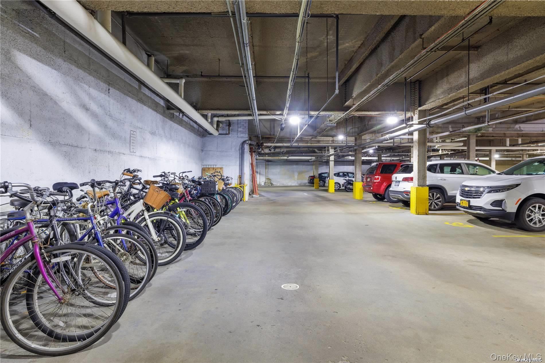 370 W Broadway, Unit 5W photo 15