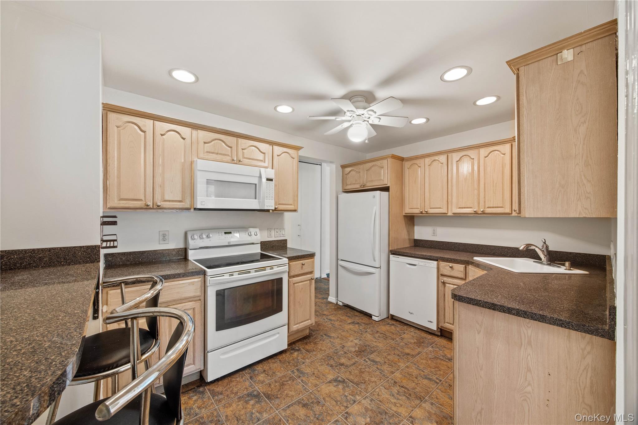 104 Drew Lane – For Sale photo 14