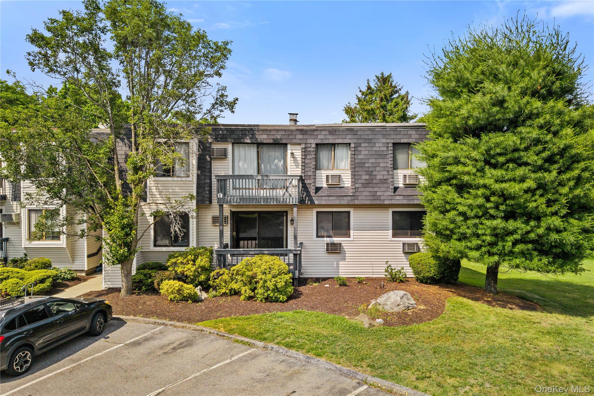 104 Drew Lane – For Sale photo 2