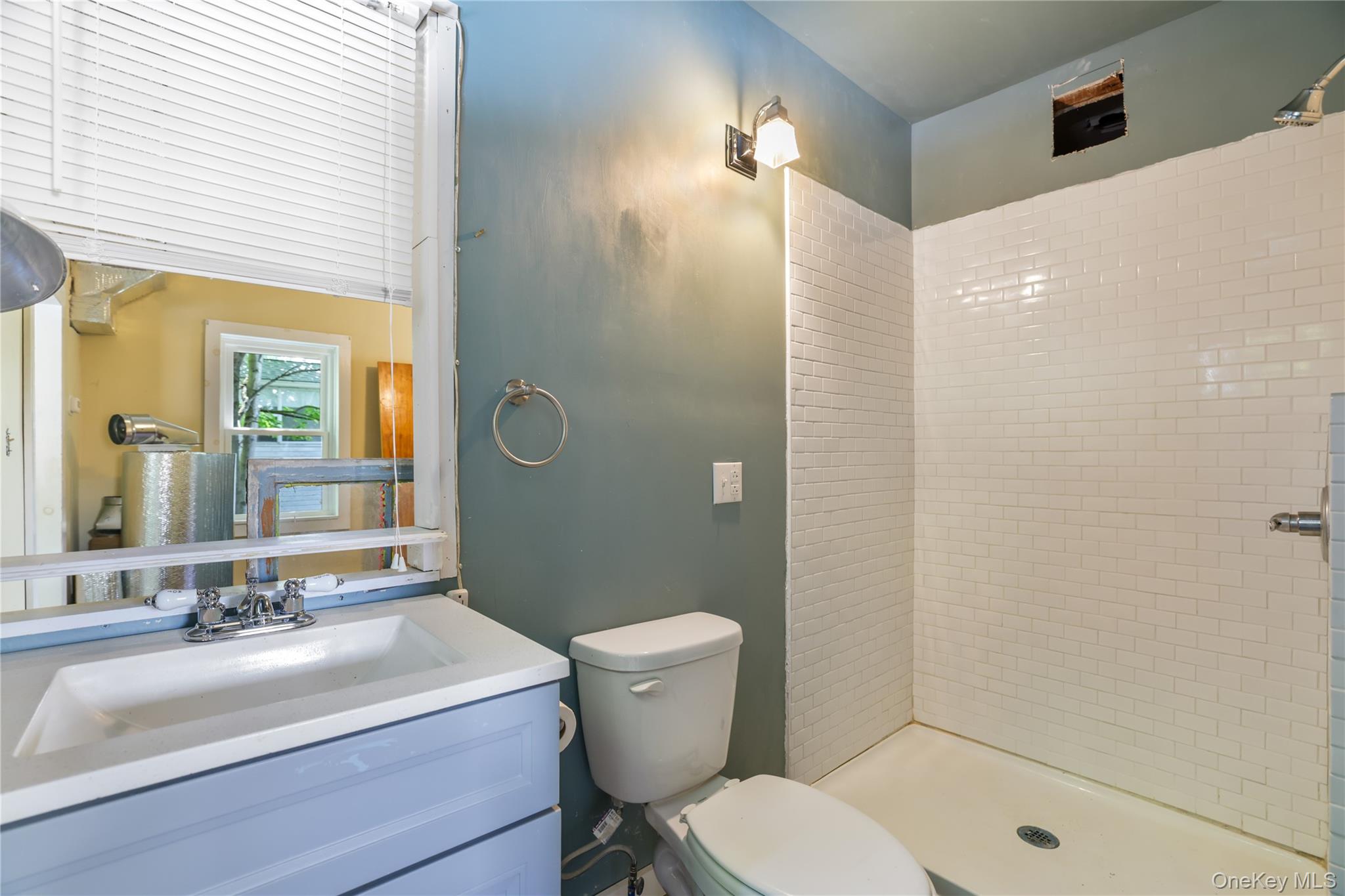 28 Upper Main Street – For Sale photo 44