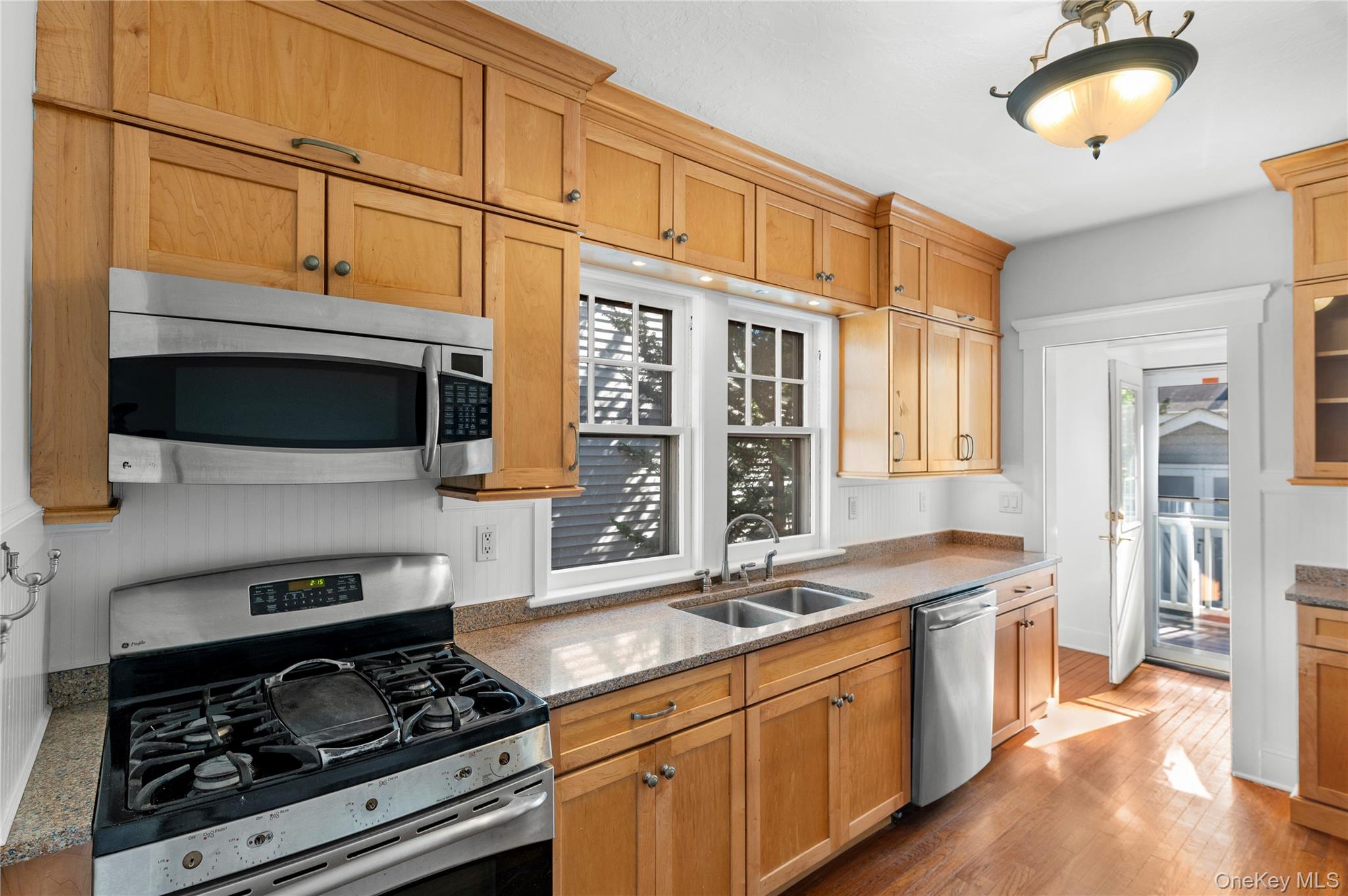 49 Elysian Avenue – For Sale photo 14