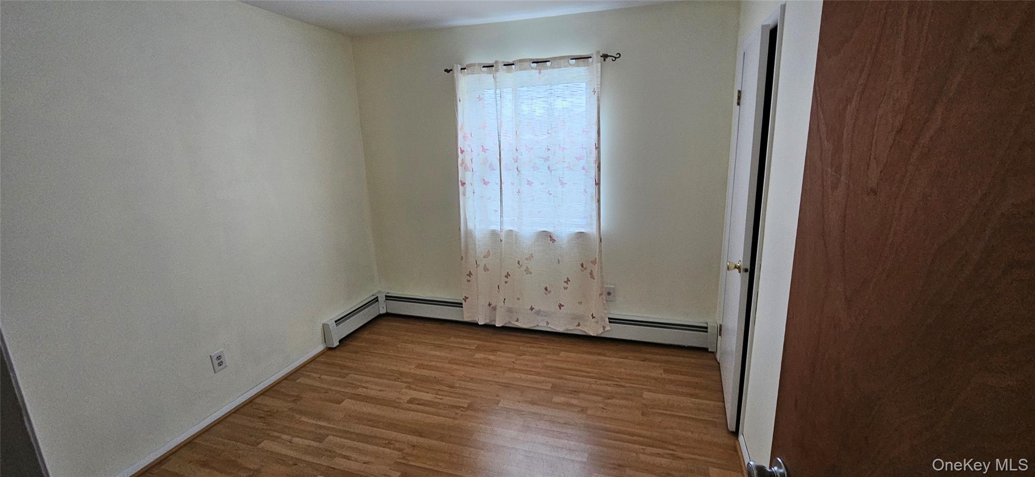 935 Homestead Avenue – For Sale photo 10