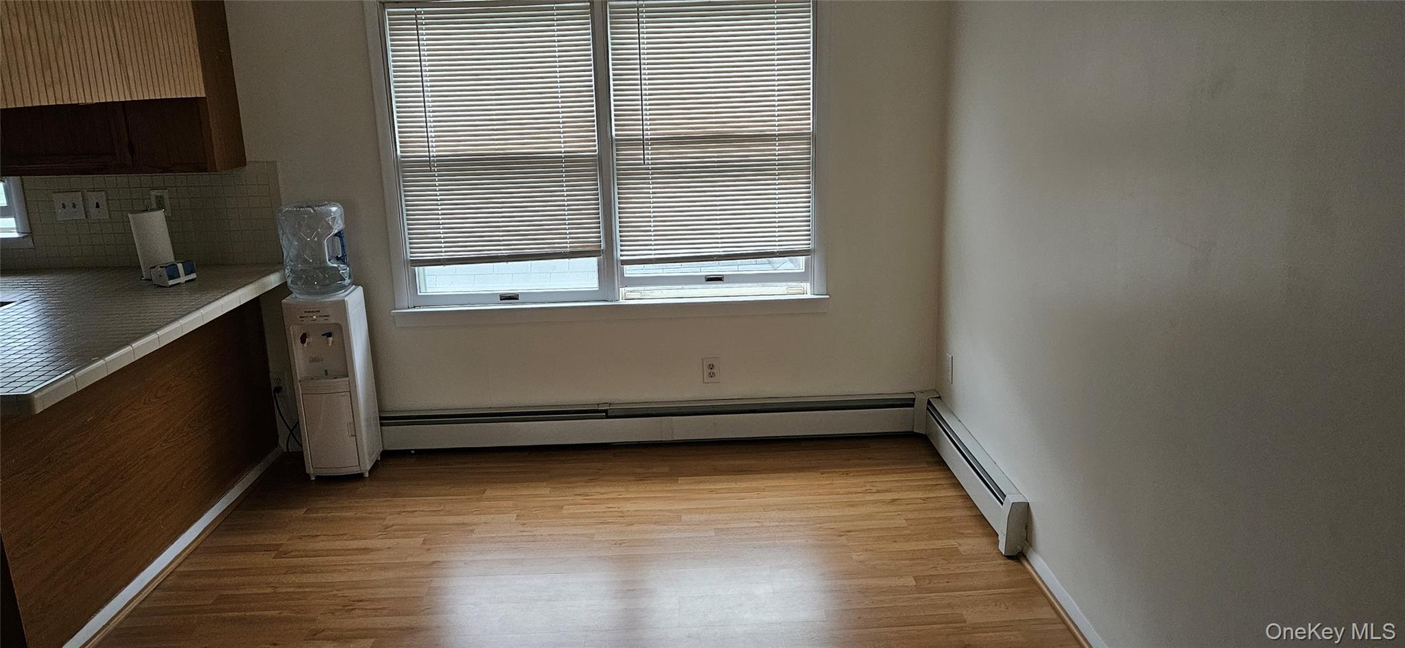 935 Homestead Avenue – For Sale photo 7