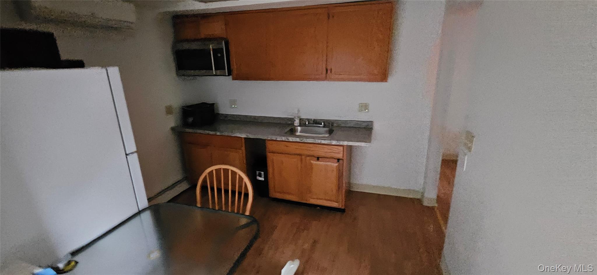 935 Homestead Avenue – For Sale photo 17