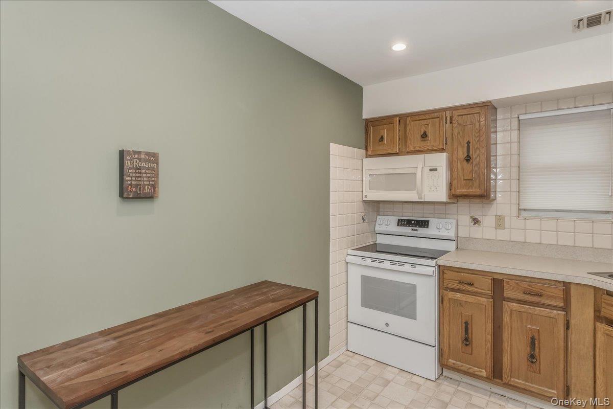 62 Cambridge Drive W – For Sale photo 9
