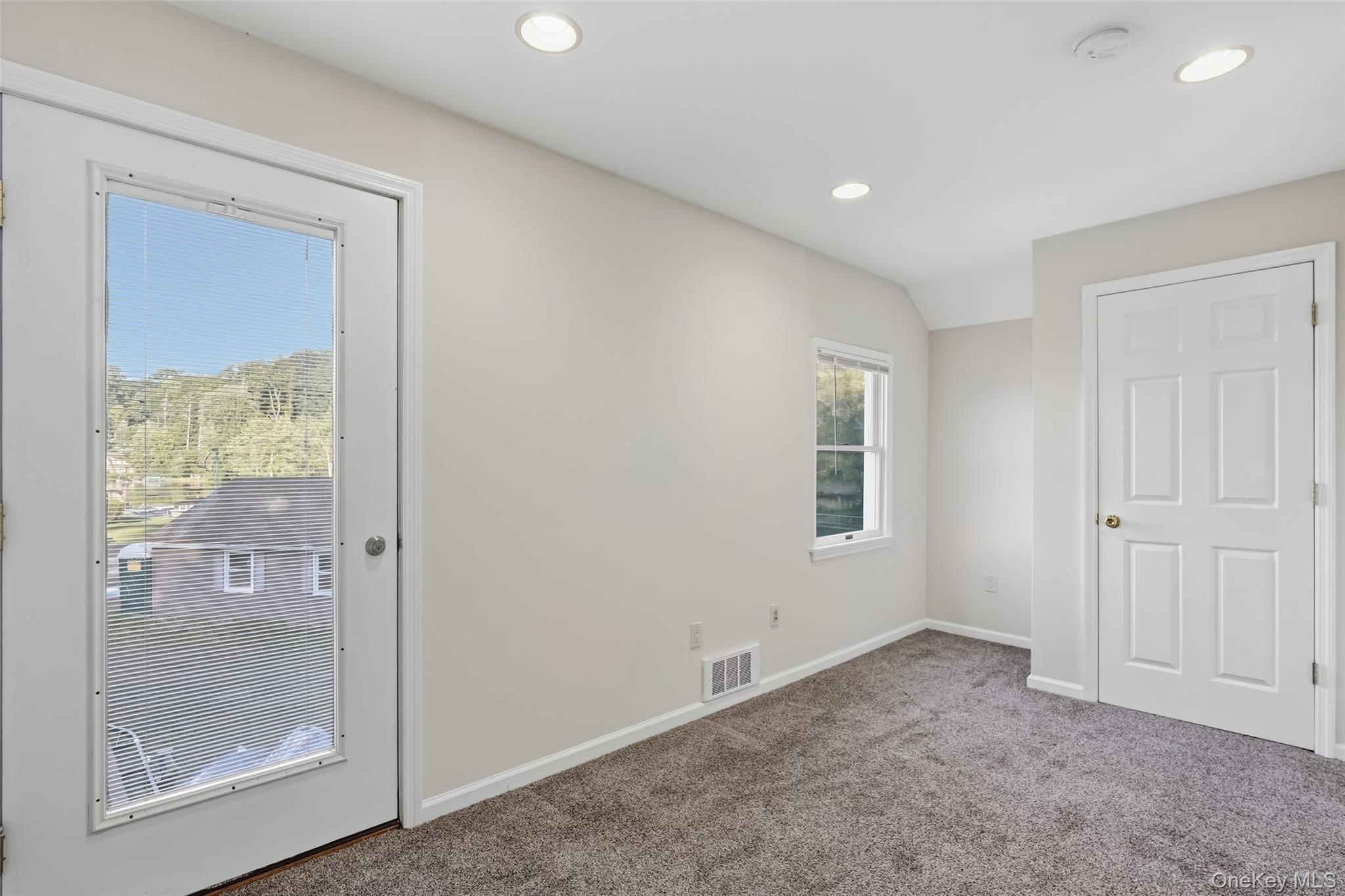 100 Dunderberg Road – For Rent photo 13