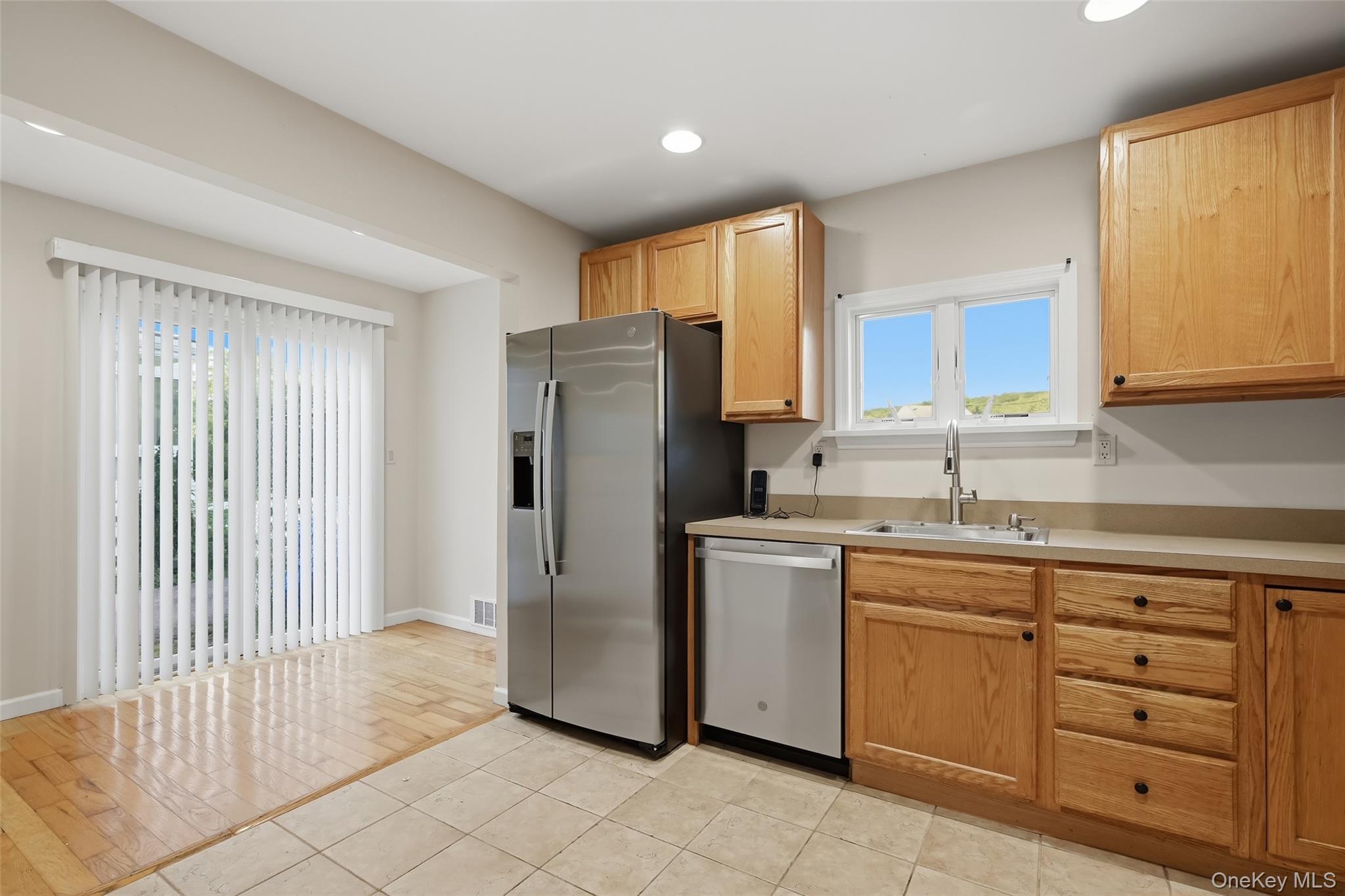 100 Dunderberg Road – For Rent photo 9