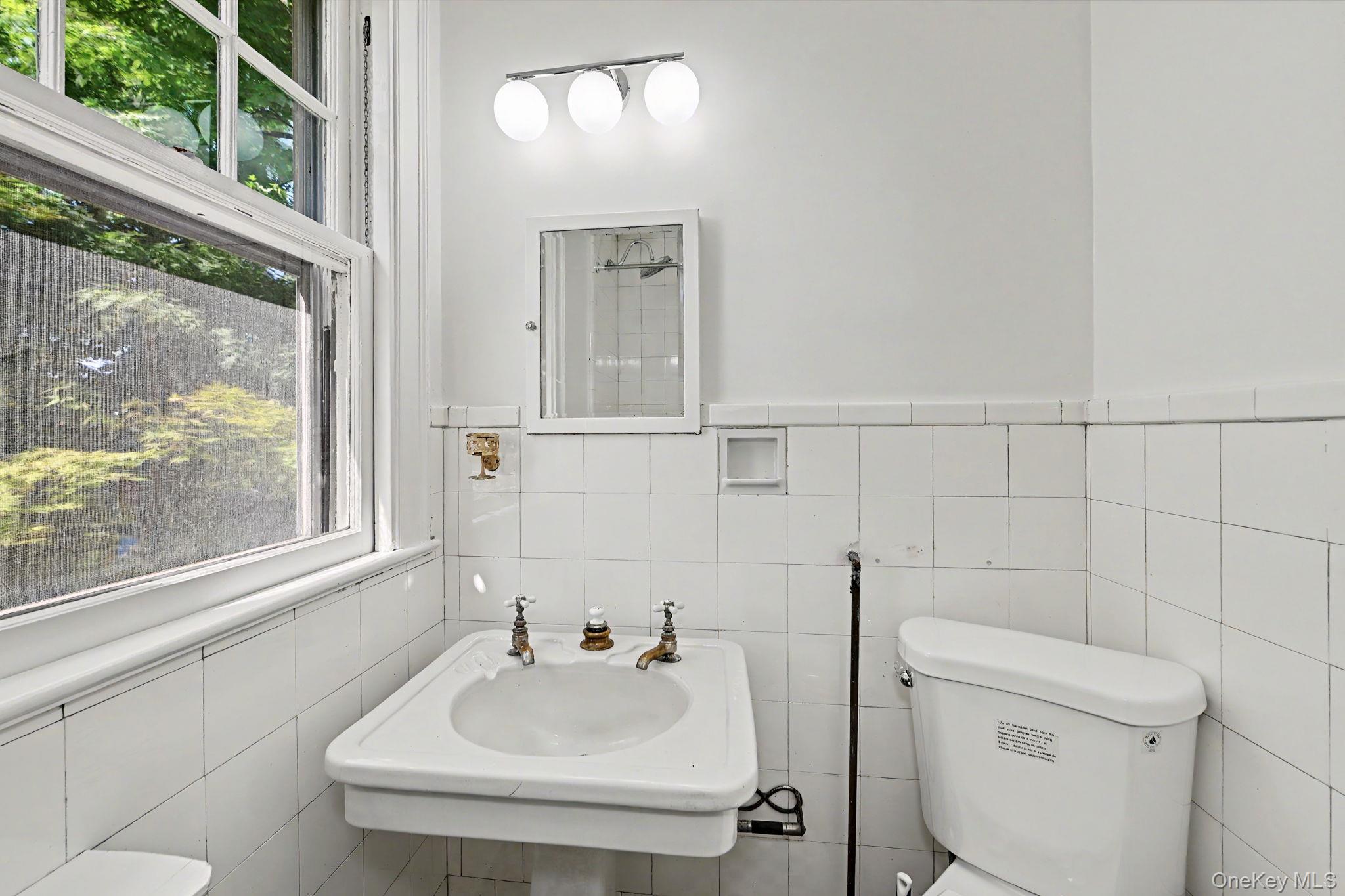 53 Cortlandt Avenue – For Rent photo 16