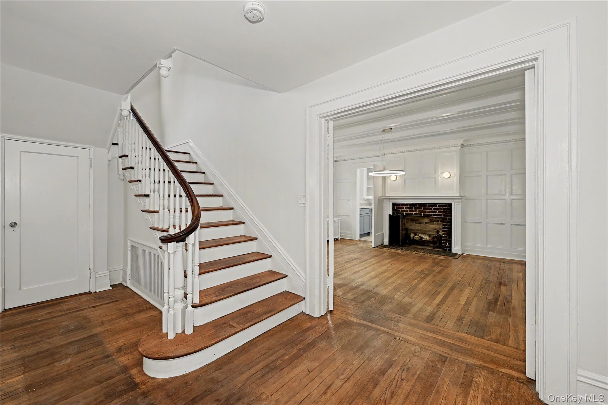 53 Cortlandt Avenue – For Rent photo 8