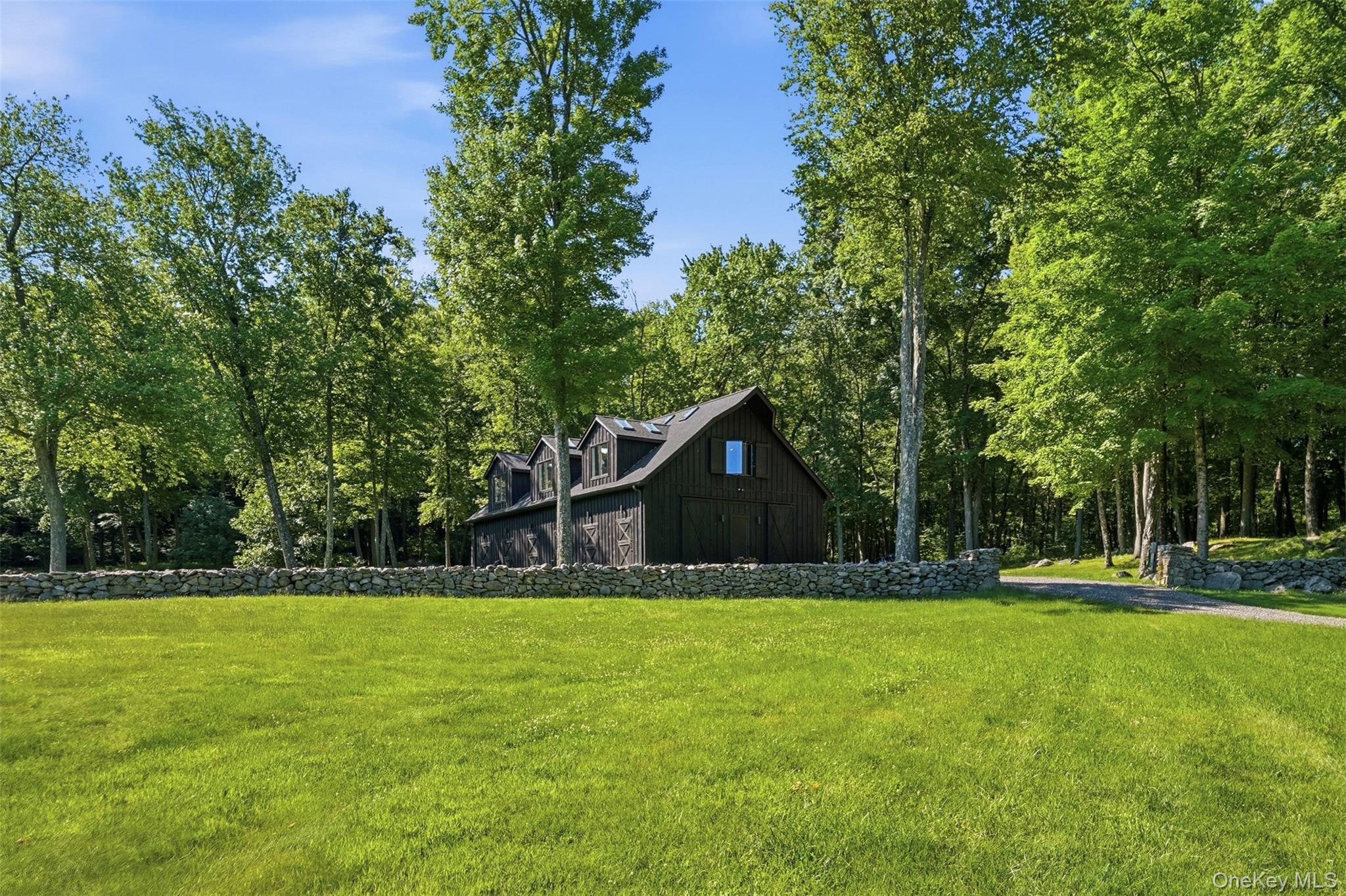 180 Dean Road – For Sale photo 4