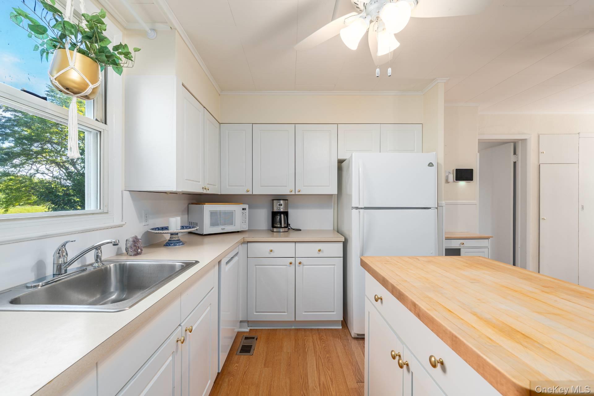 2380 S Harbor Road – For Rent photo 5