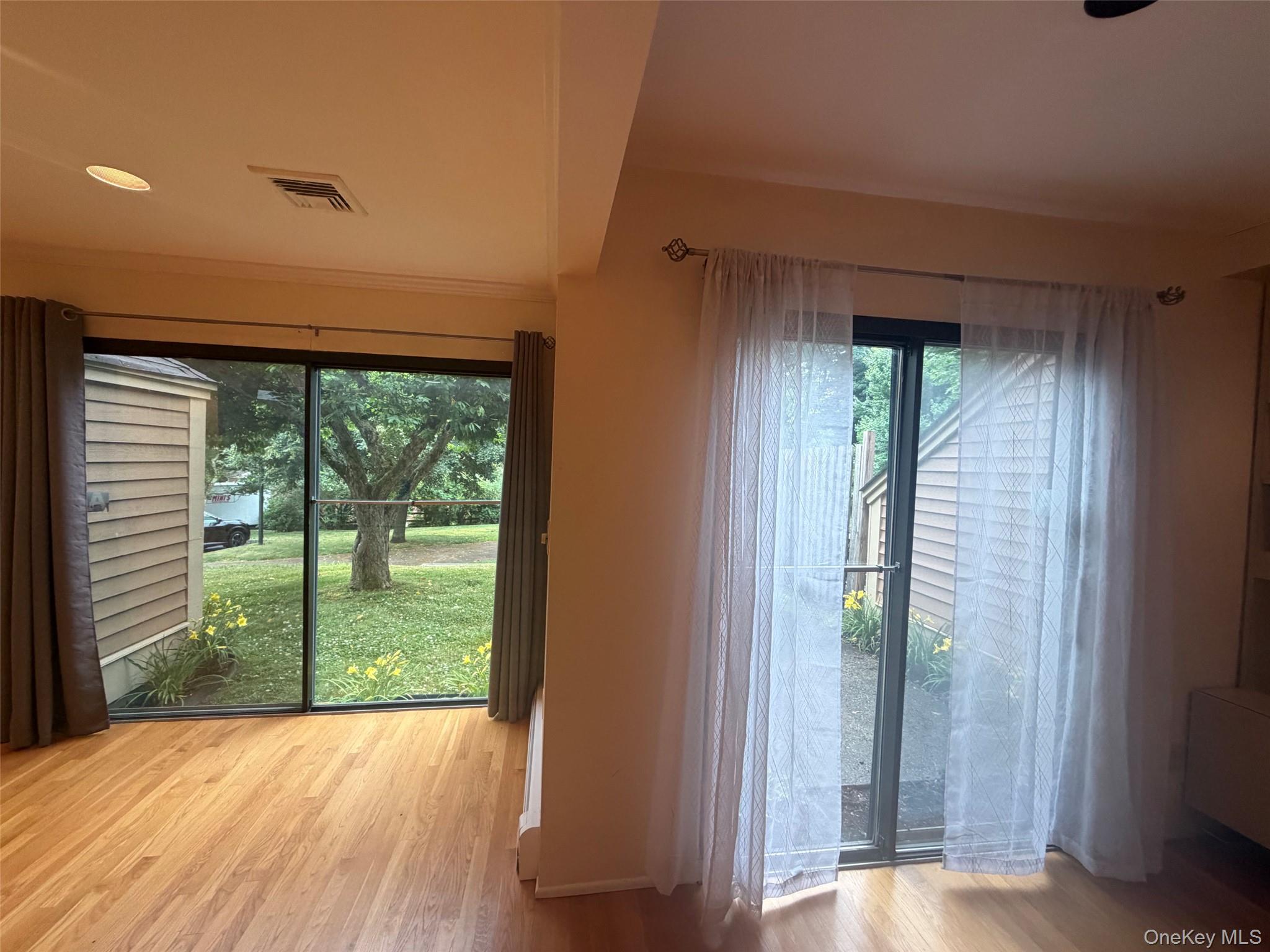 75 Greenway Close, Unit 75 photo 15
