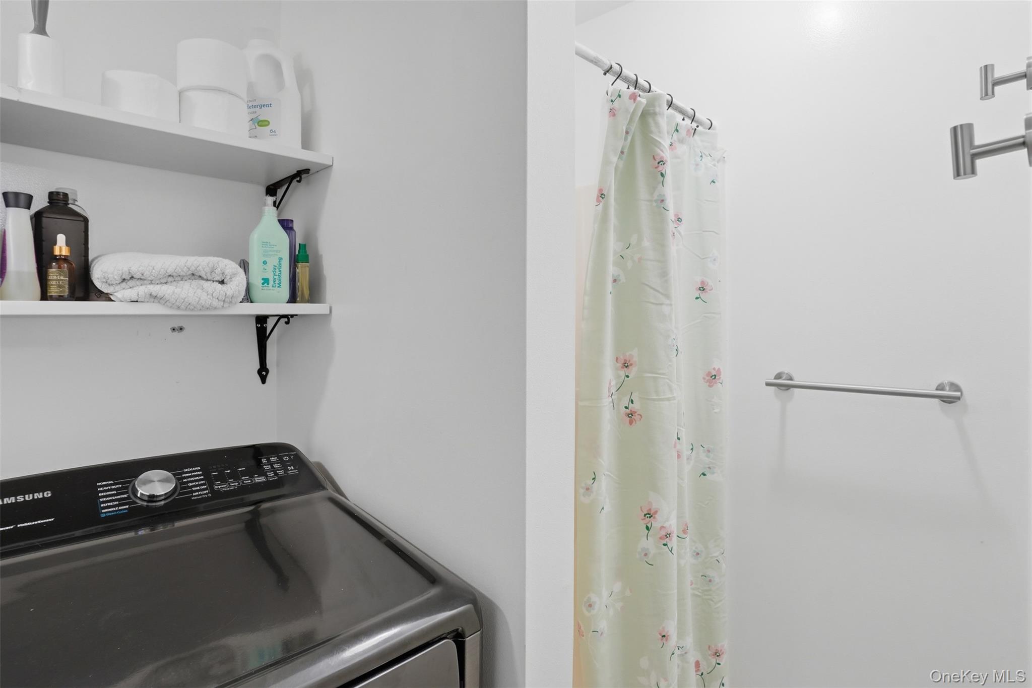 9 Roxanne Boulevard – For Sale photo 34