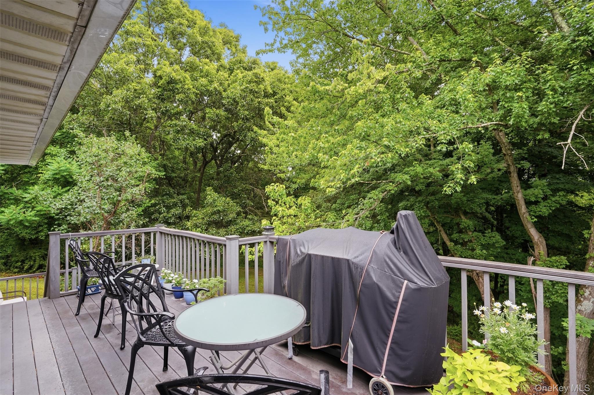 9 Roxanne Boulevard – For Sale photo 36