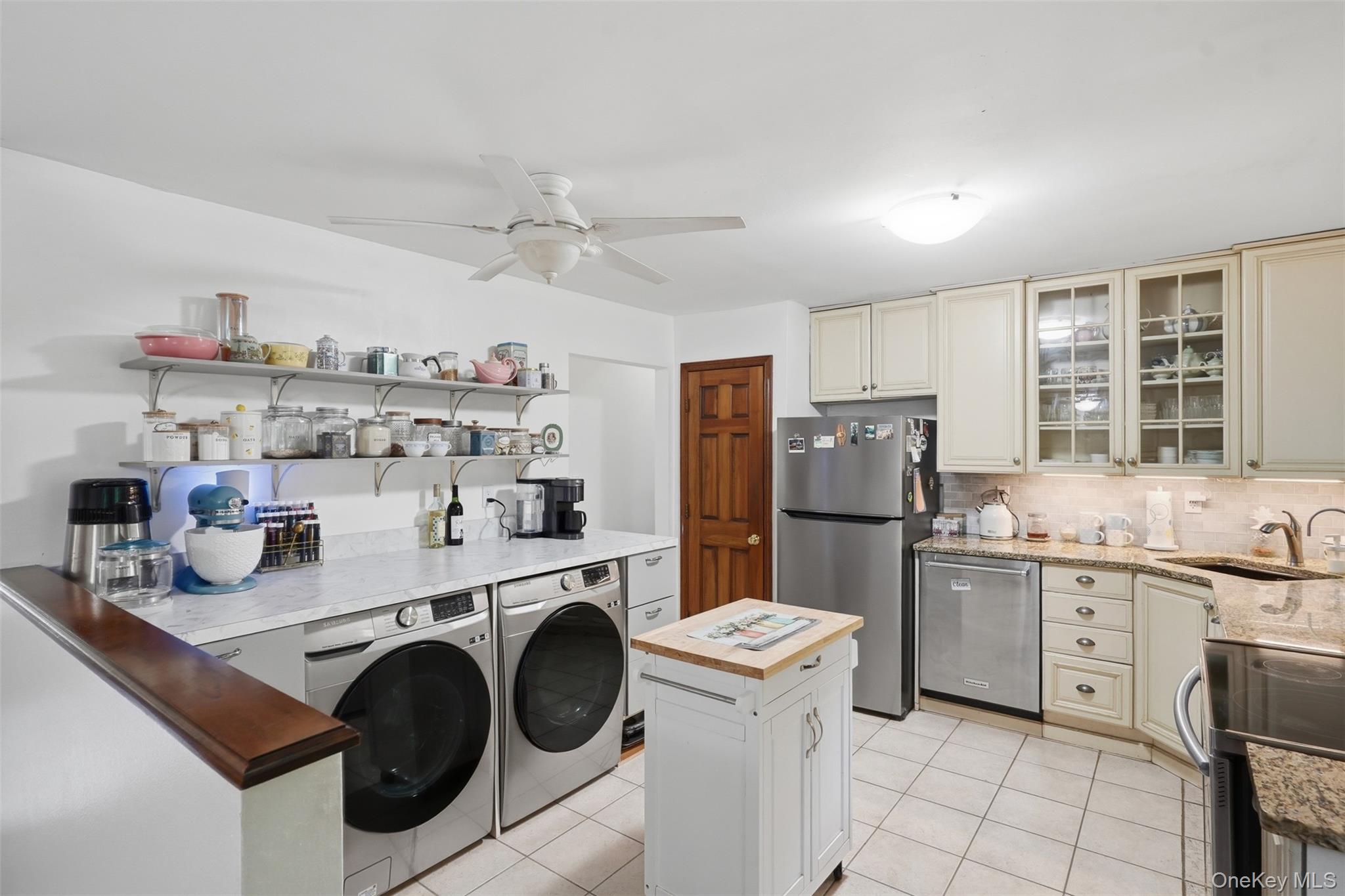 9 Roxanne Boulevard – For Sale photo 9
