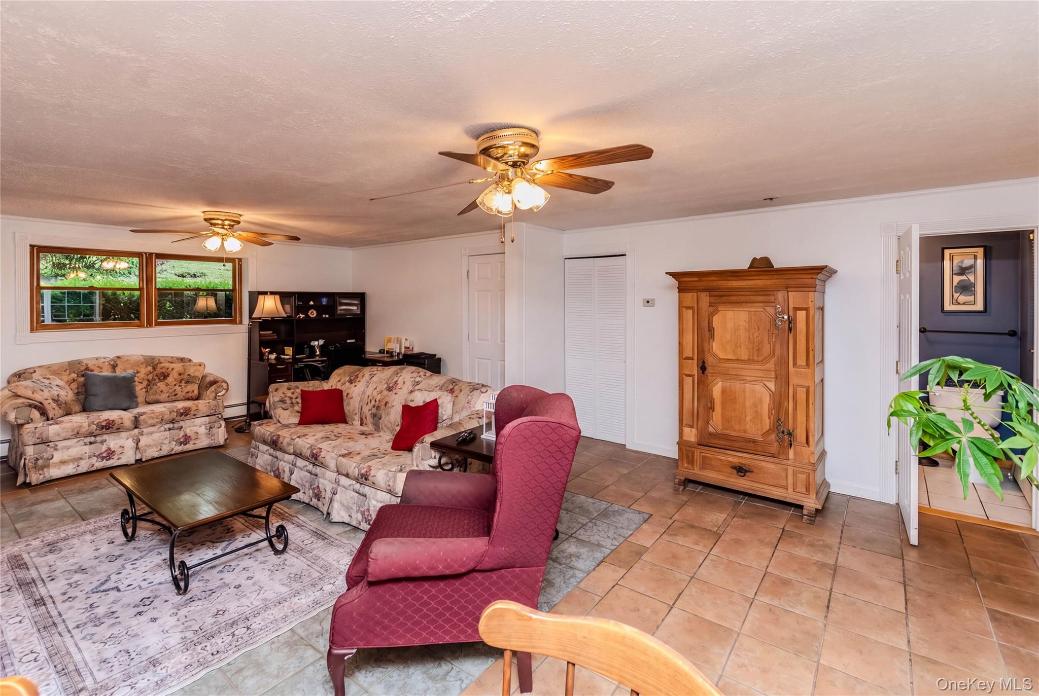 7 Colleen Lane – For Sale photo 7